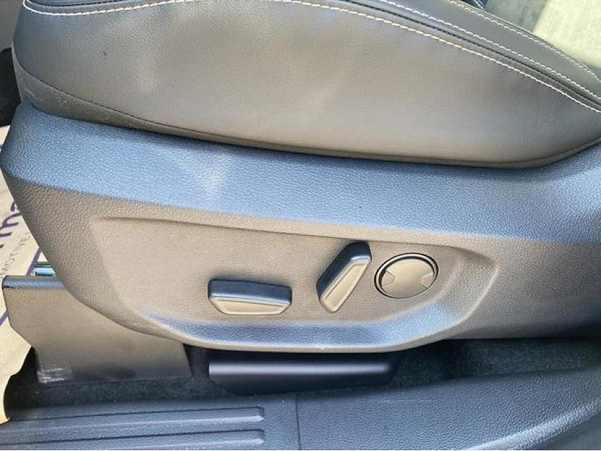 VW Amarok (2024) - Photo 21