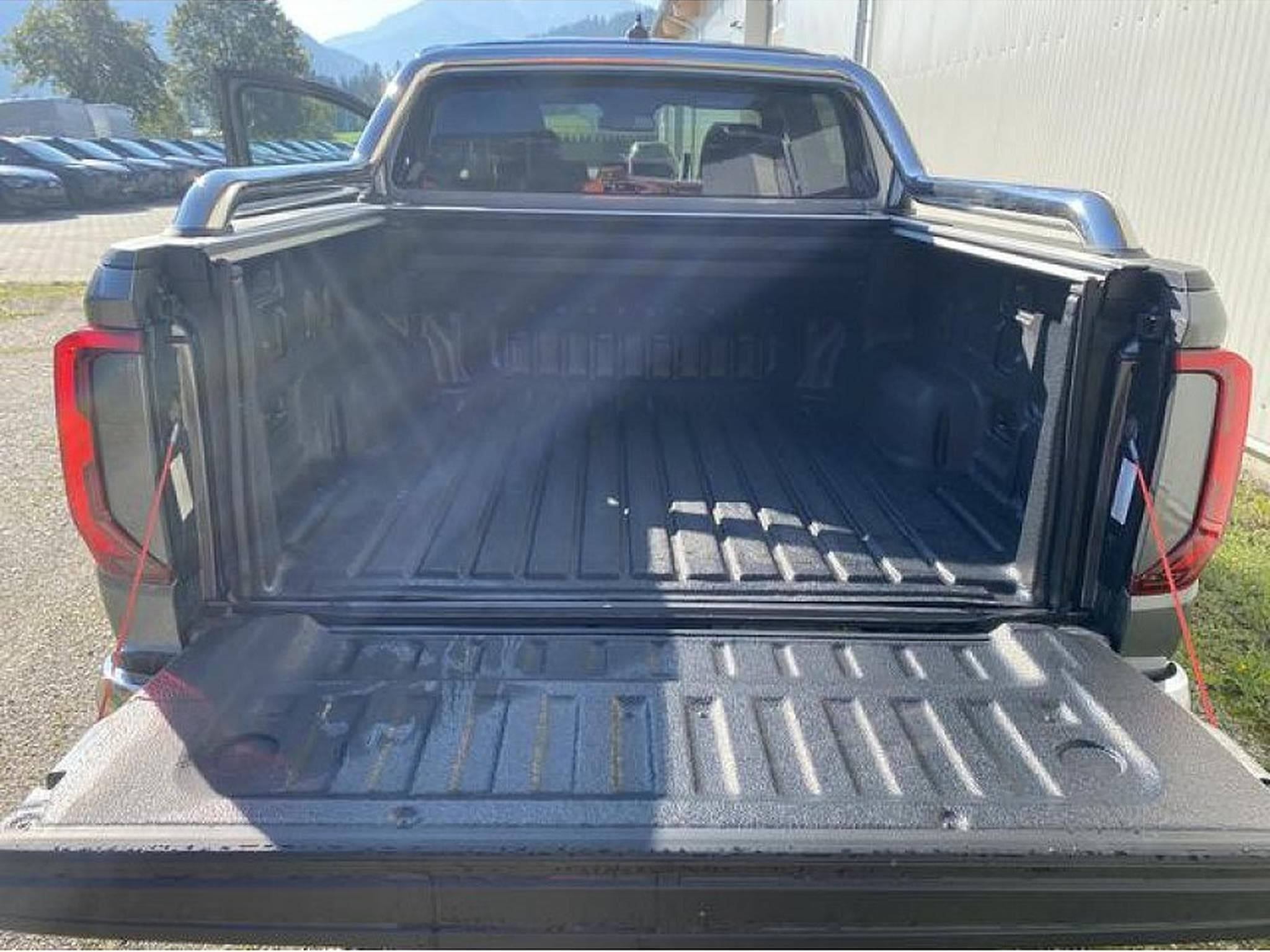 VW Amarok (2024) - Photo 25