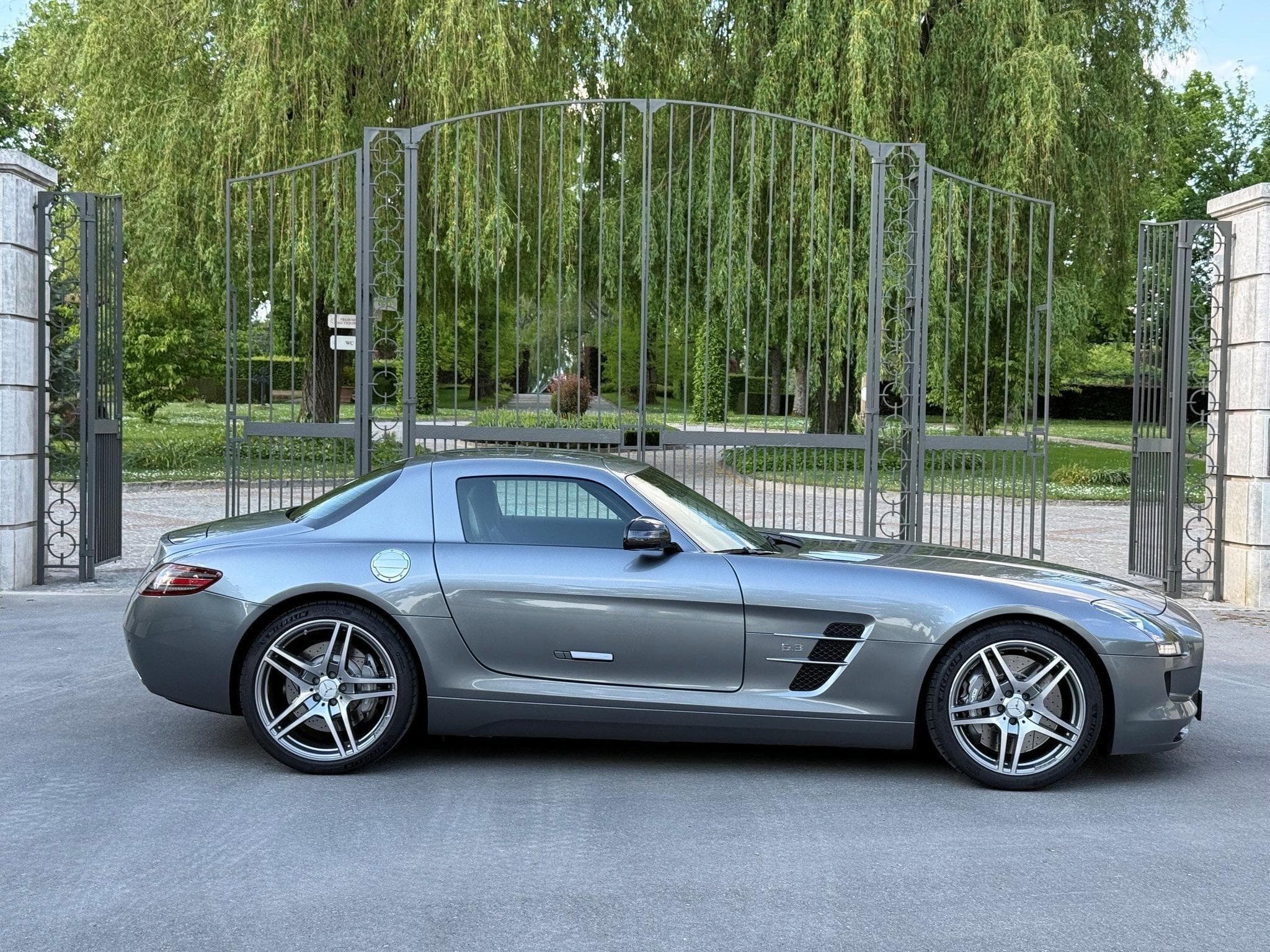 Mercedes SLS AMG AMG Coupé 6.3L V8 (2011) - Foto 3