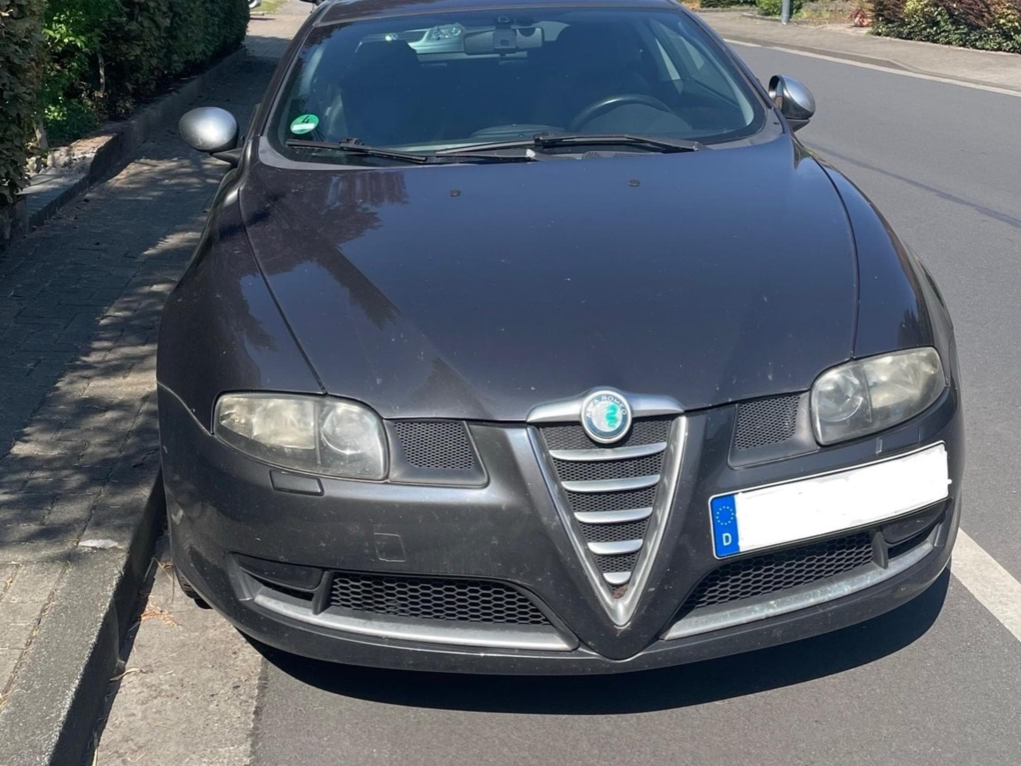 Alfa-Romeo GT Distinctive (2009) - Foto 1