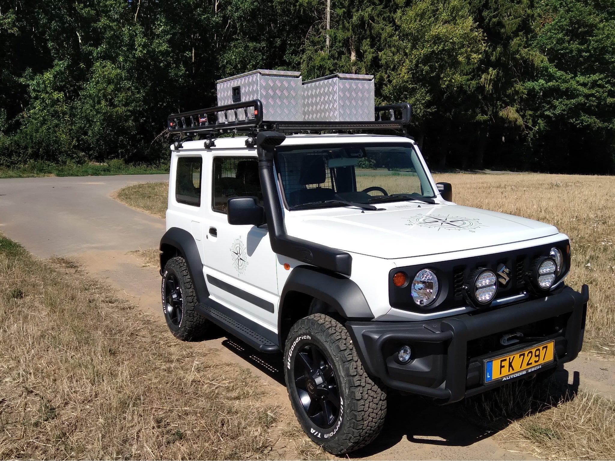 Suzuki Jimny ALLGRIP (2023) - Foto 3