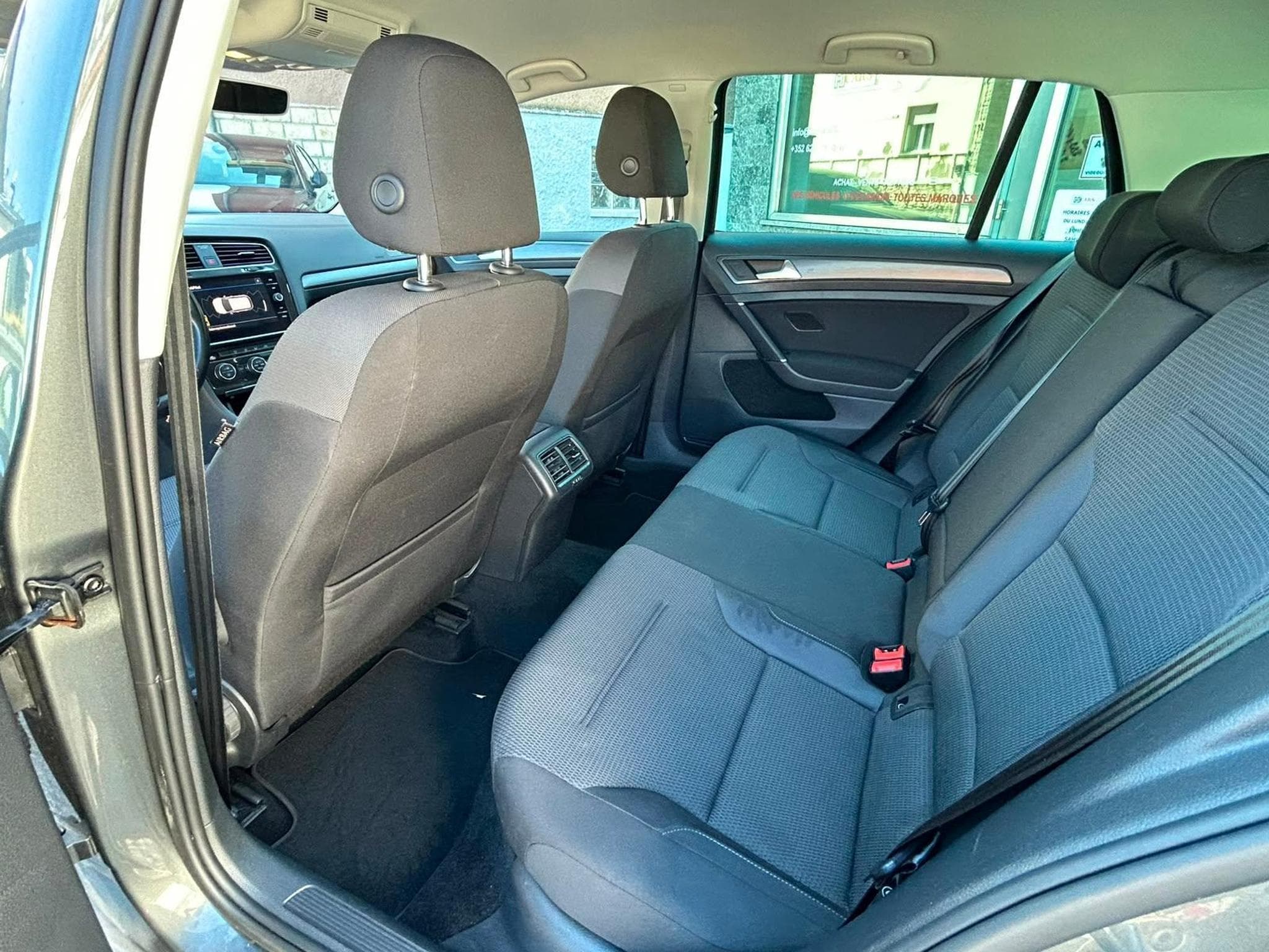 VW Golf VII 1.6 TDI 115CV COMFORTLINE (2019) - Photo 10