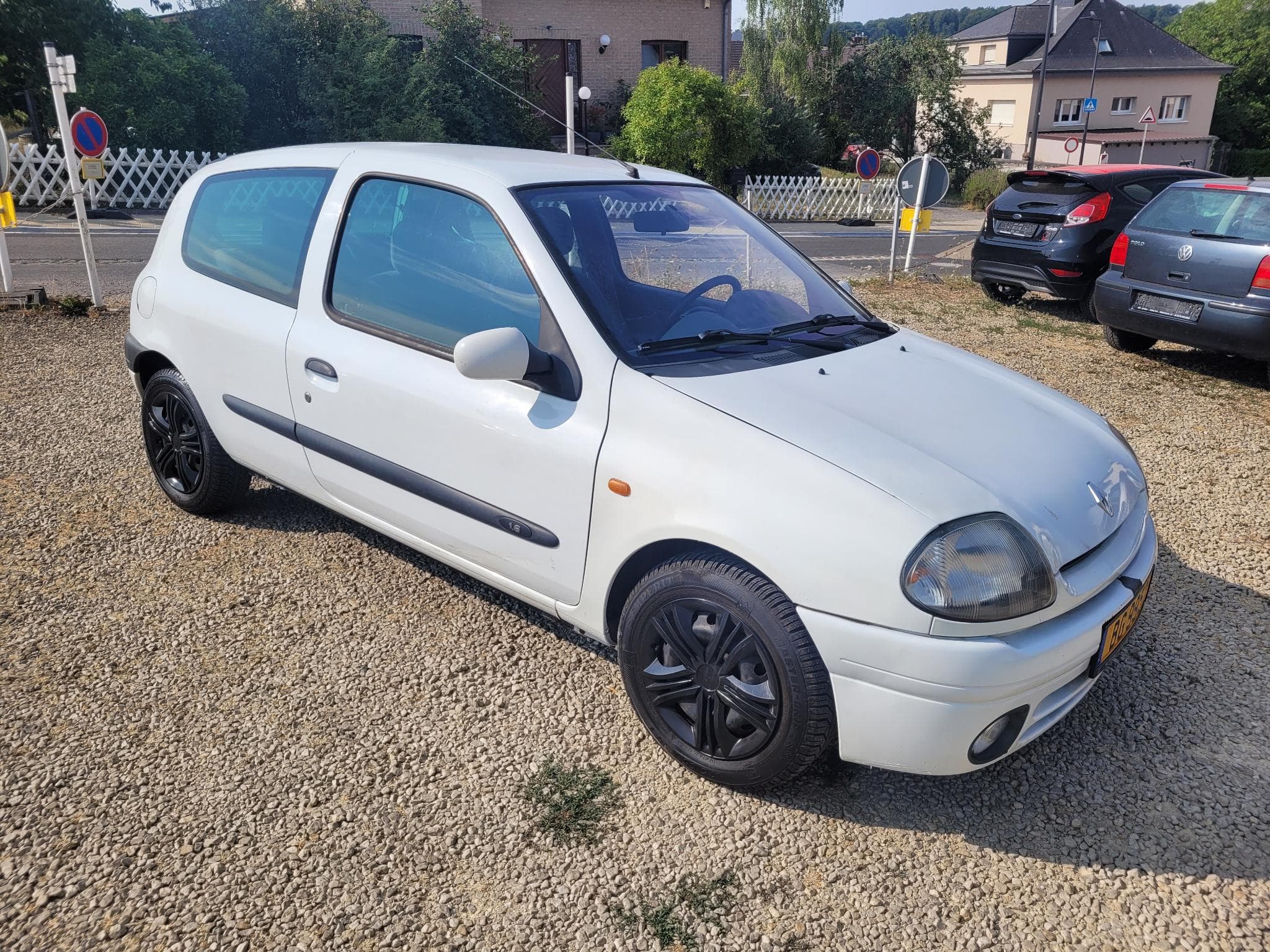 Renault Clio AUTOMATIQUE (1999) - Foto 1