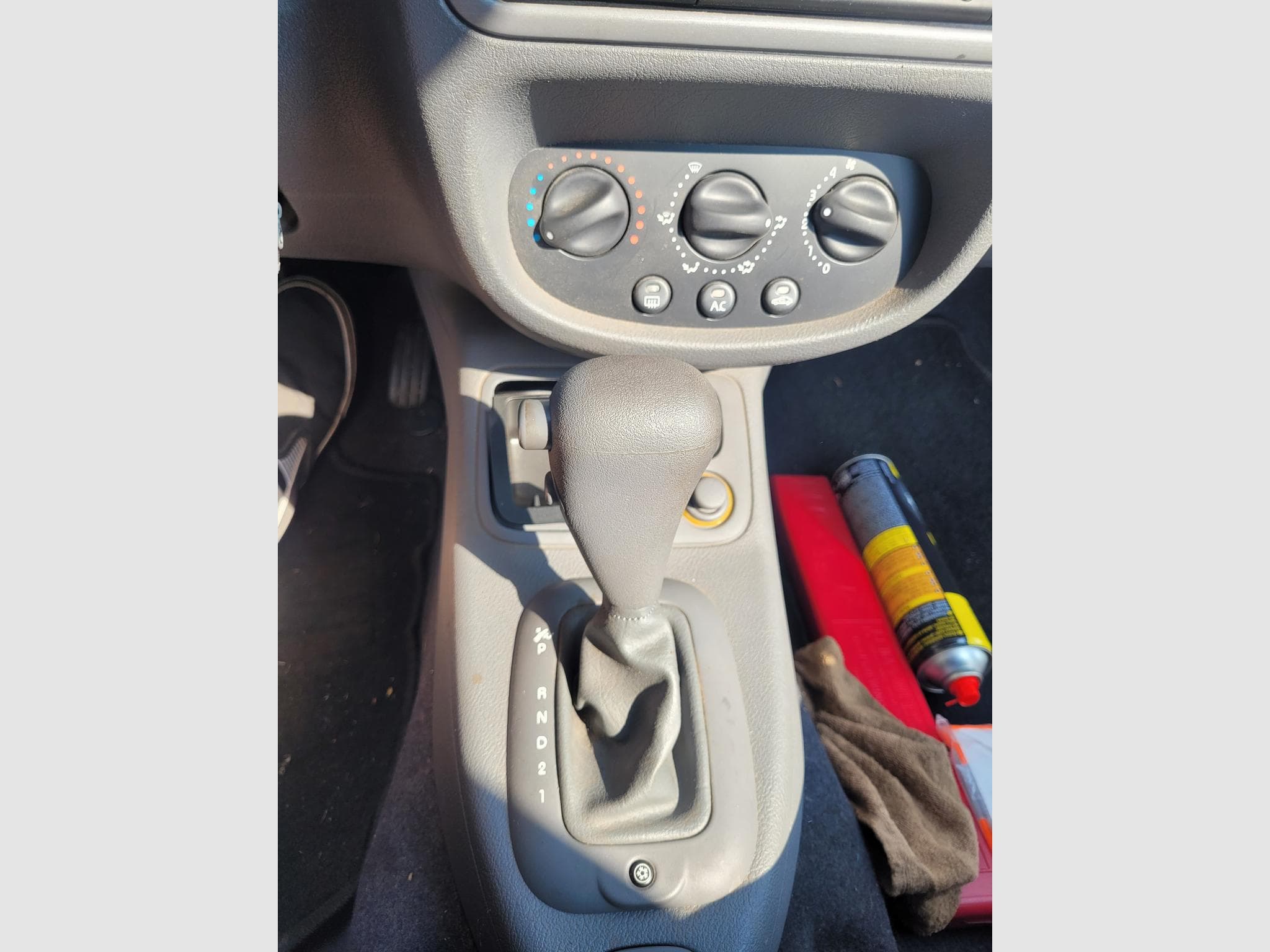 Renault Clio AUTOMATIQUE (1999) - Foto 7
