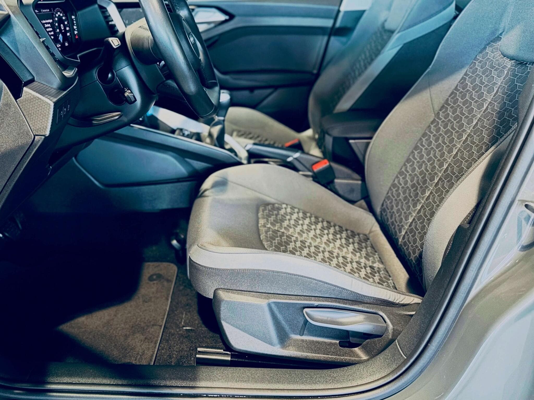Audi A1 A1 SPORTBACK S-LINE 30 TFSI (2023) - Foto 7