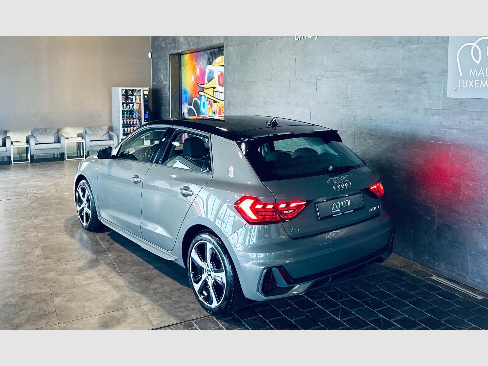 Audi A1 A1 SPORTBACK S-LINE 30 TFSI (2023) - Foto 5