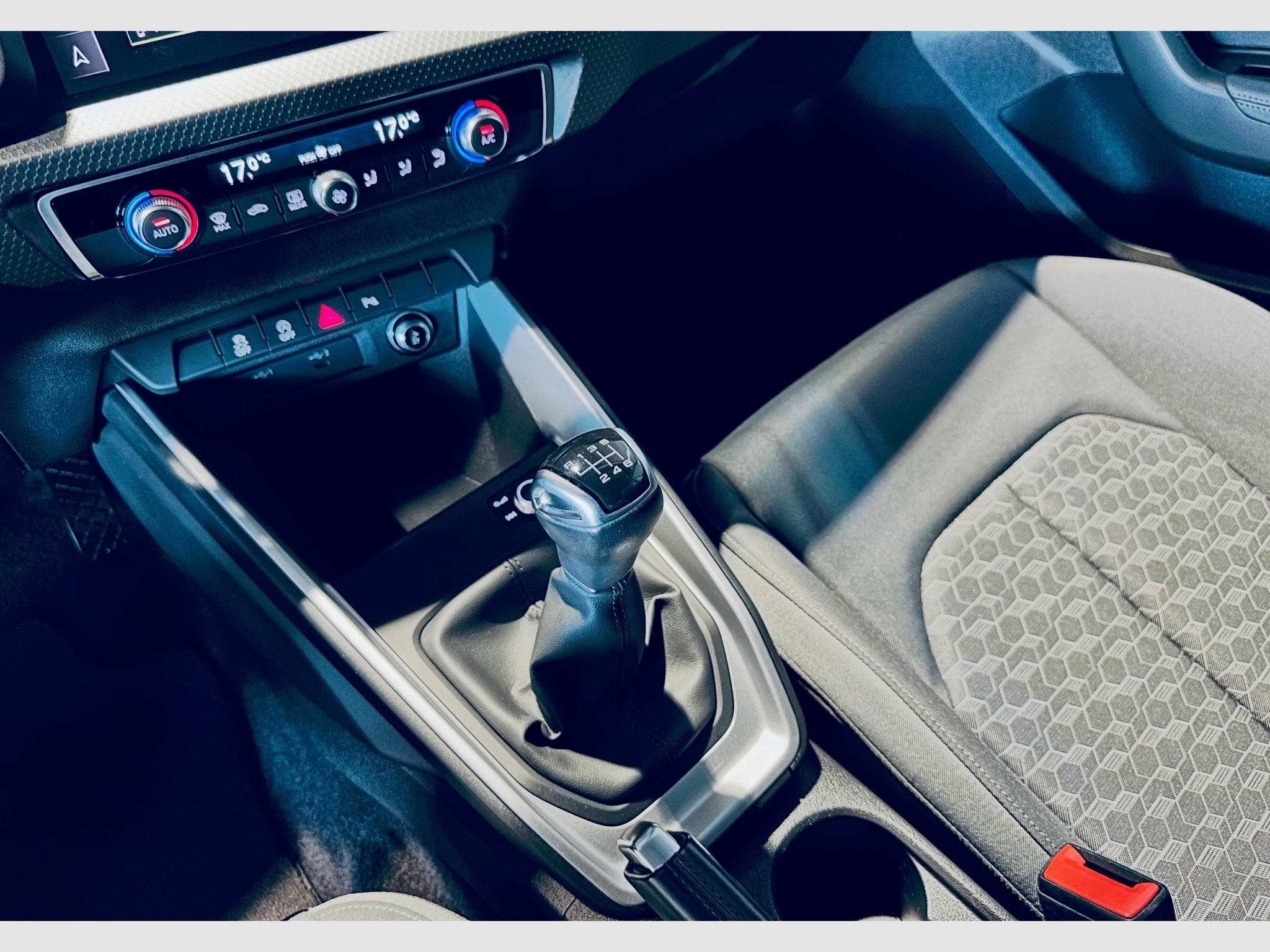 Audi A1 A1 SPORTBACK S-LINE 30 TFSI (2023) - Foto 11