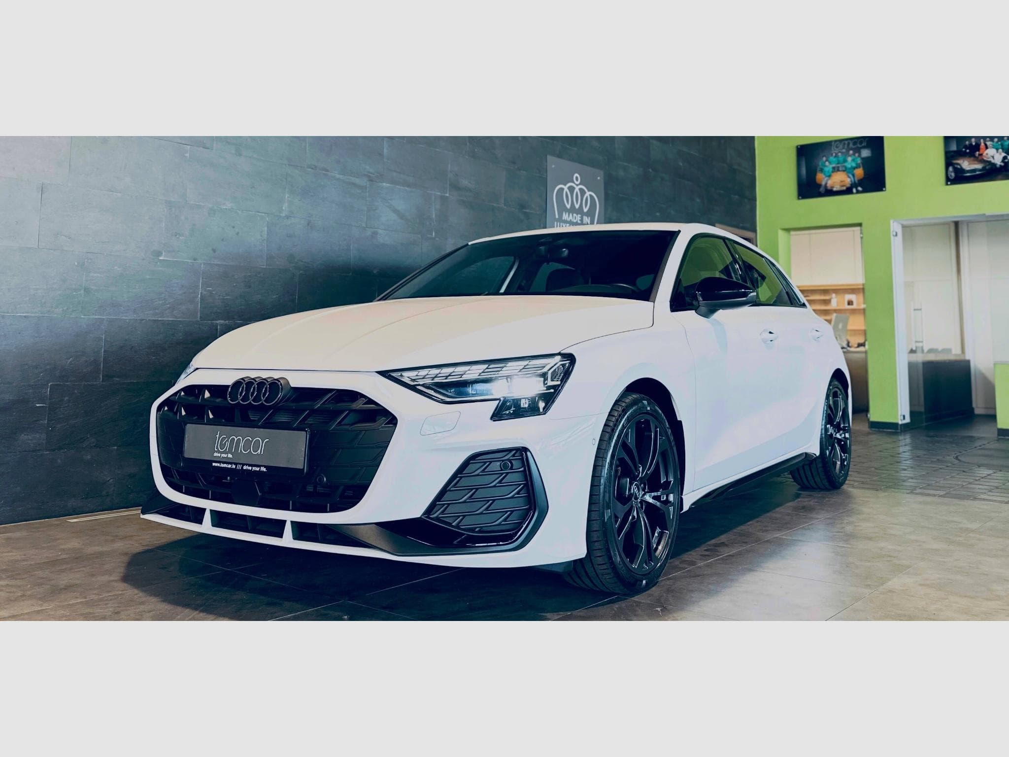 Audi A3 A3 SPORTBACK S-LINE 35 TFSI S-TRONIC (2024) - Foto 2