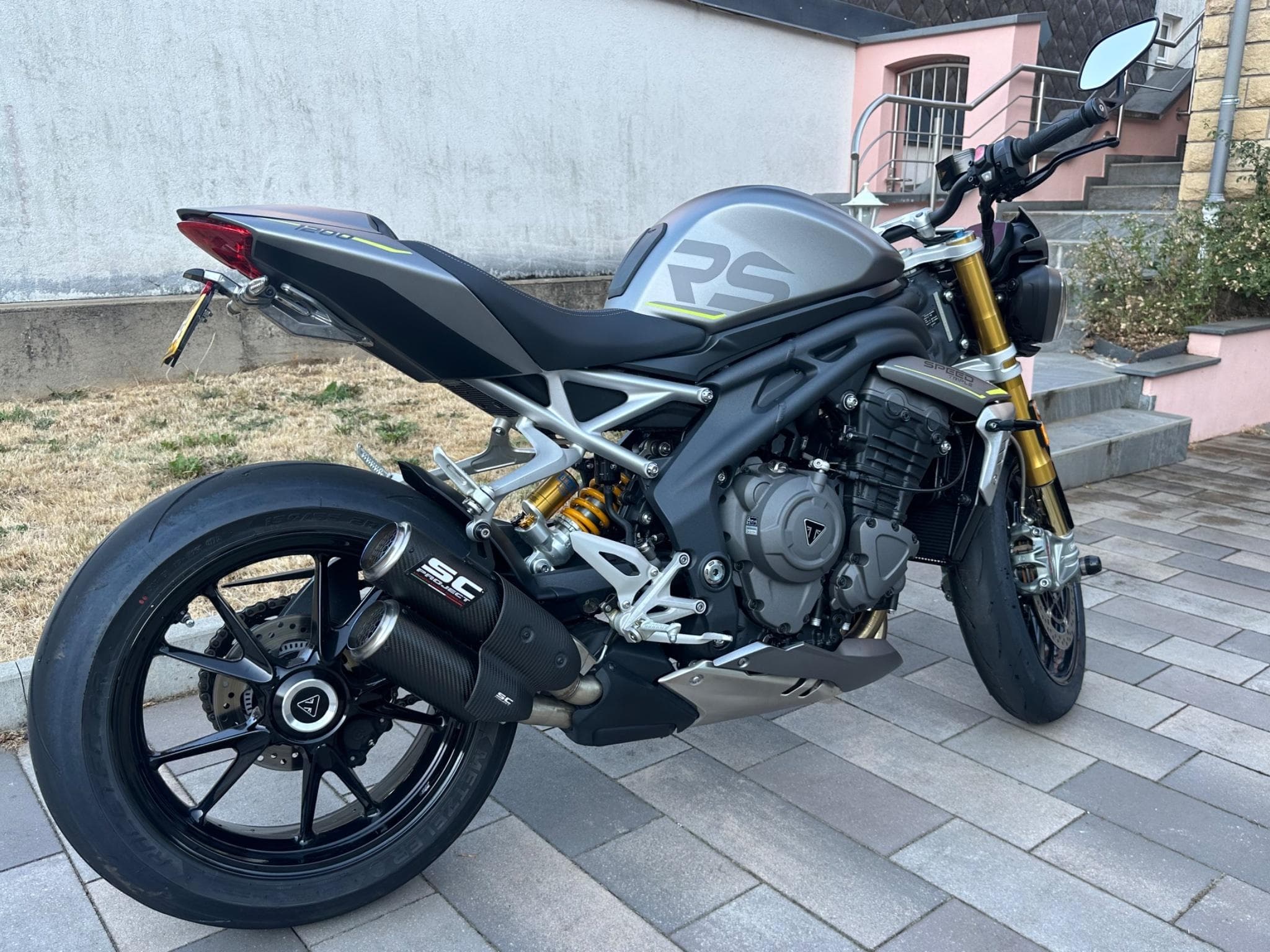 Triumph Speed Triple Speed Triple 1200 RS (2021) - Photo 2
