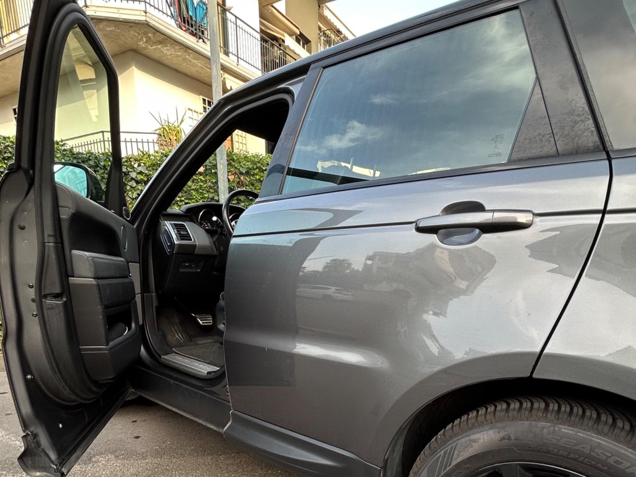 Land-Rover Range Rover Sport HSE Dynamic (2015) - Foto 4