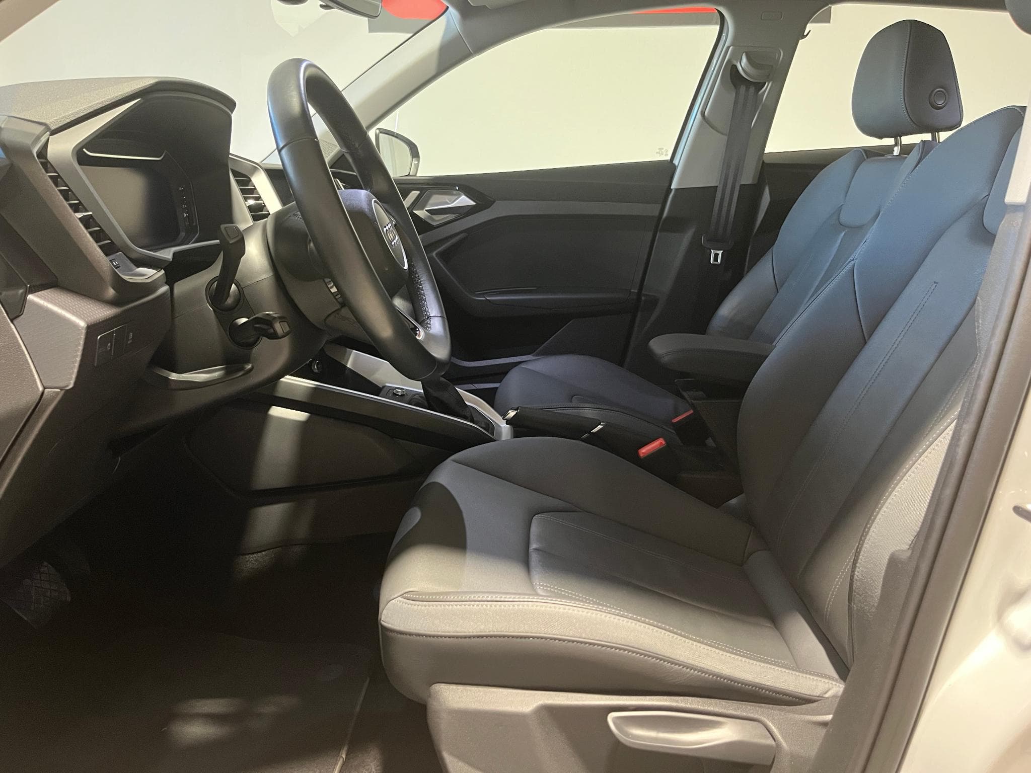 Audi A1 35 TFSI S TRONIC ADVANCED (2022) - Photo 11