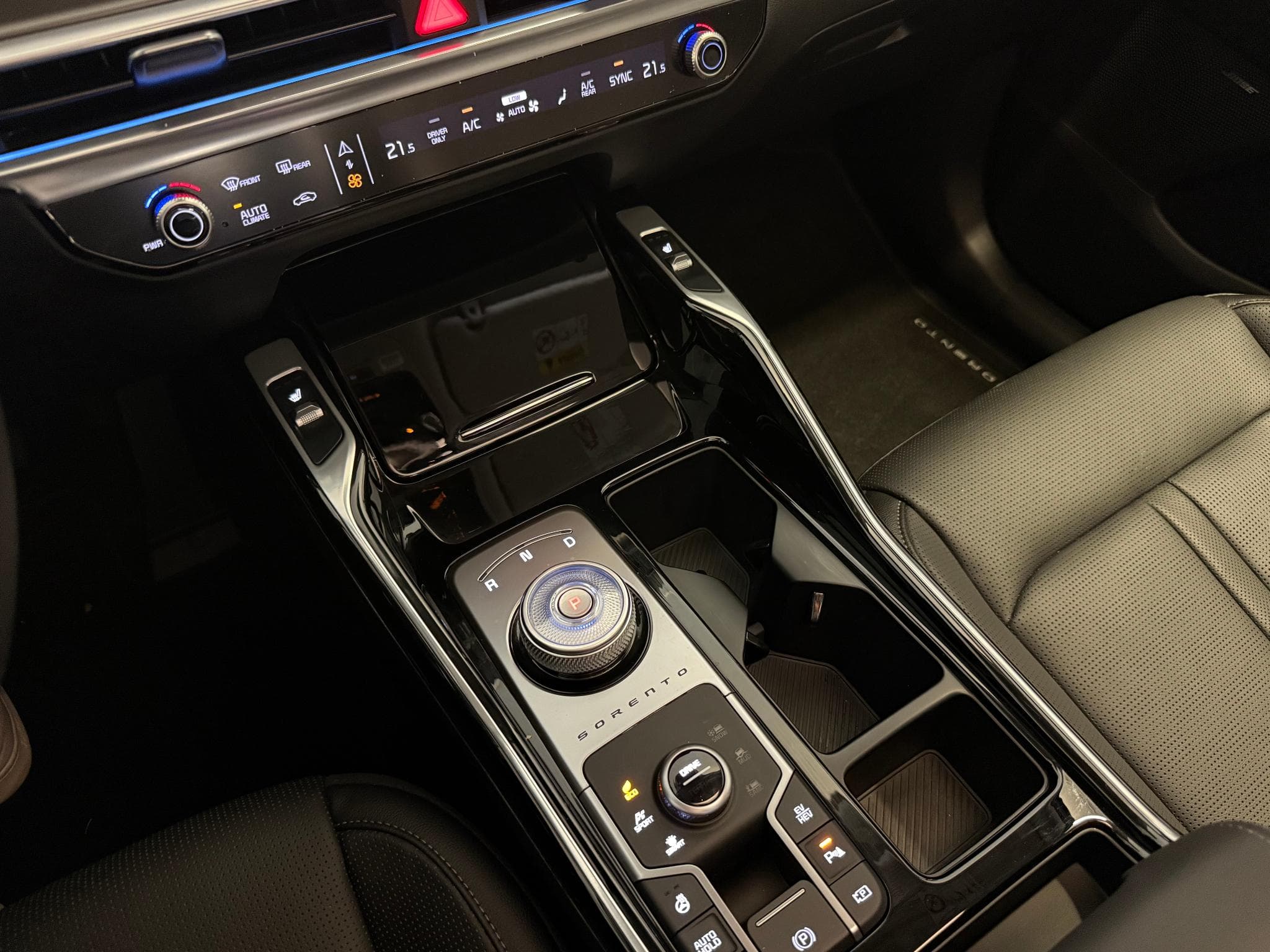 Kia Sorento Pulse 1.6 T-GDi PHEV 4WD (2025) - Photo 10