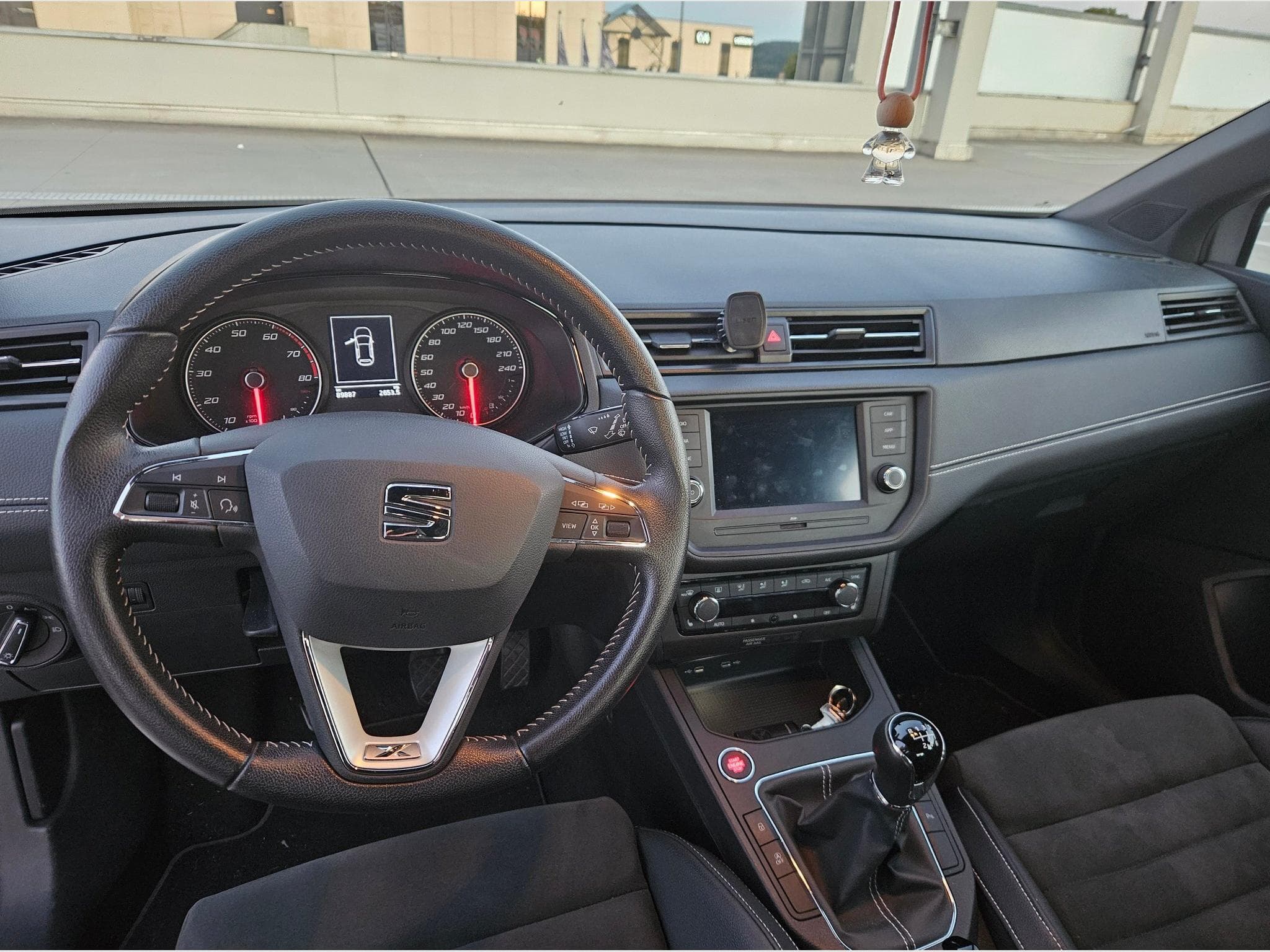 Seat Ibiza Xcellence 1.0 EcoTSI (2021) - Photo 8