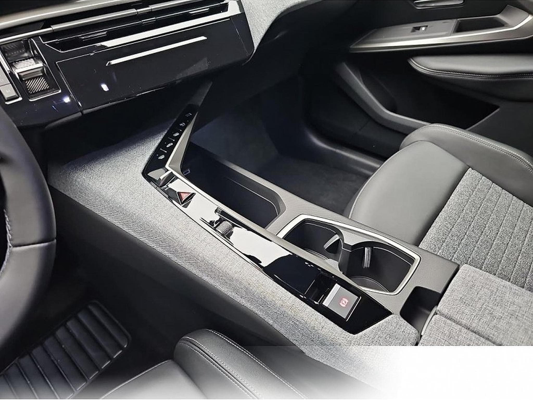 Peugeot 5008 (2026) - Photo 11
