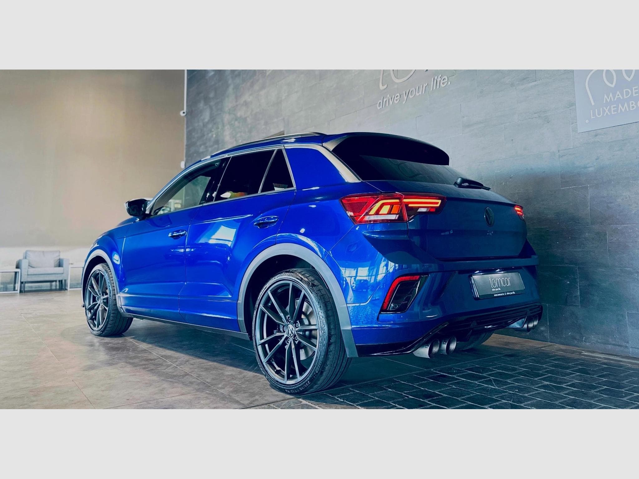 VW T-Roc T-ROC R TSI 4MOTION DSG (2020) - Photo 4