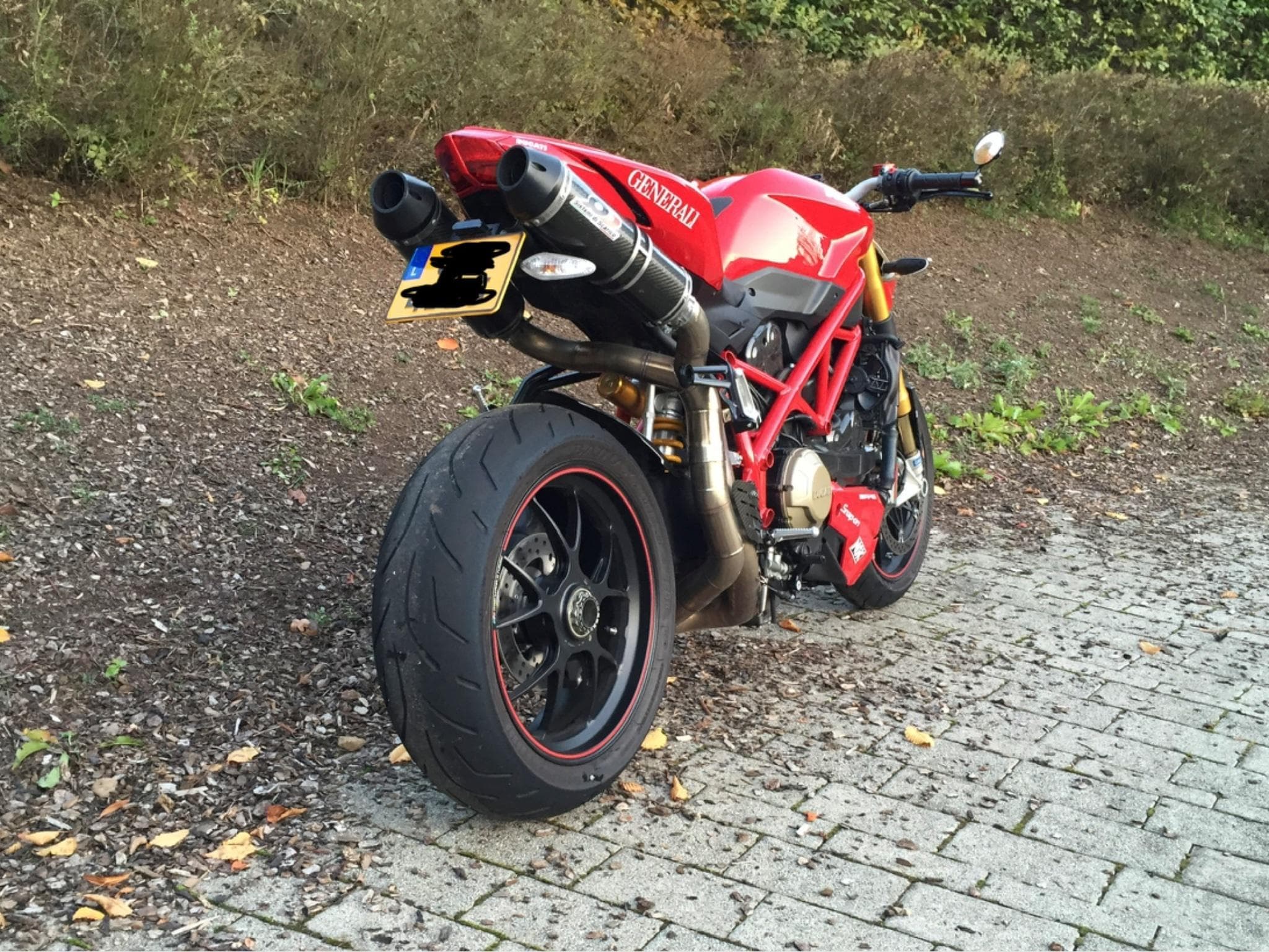 Ducati Streetfighter Streetfighter S (2010) - Foto 2