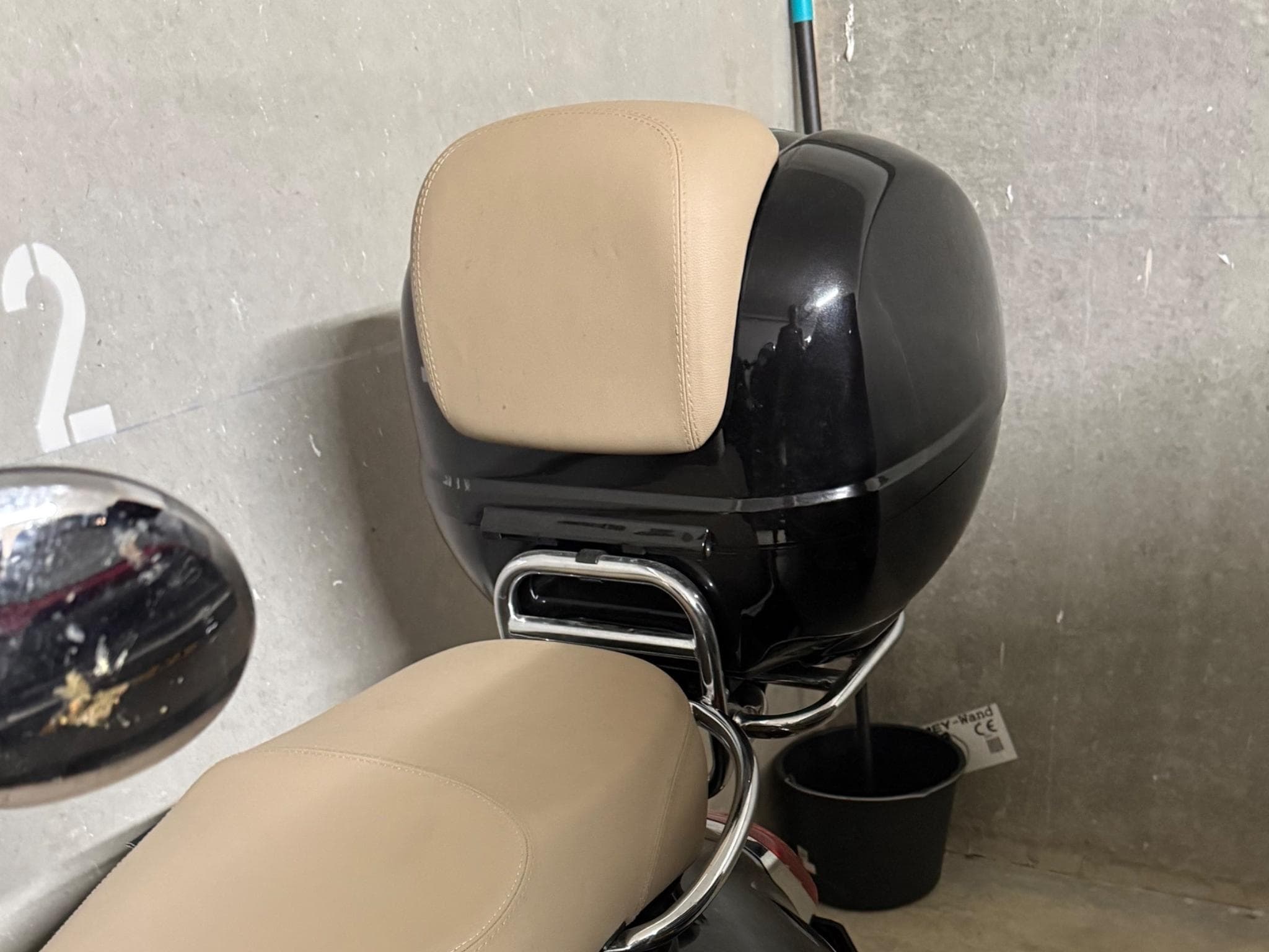 Vespa GTS 250ie (2016) - Photo 2