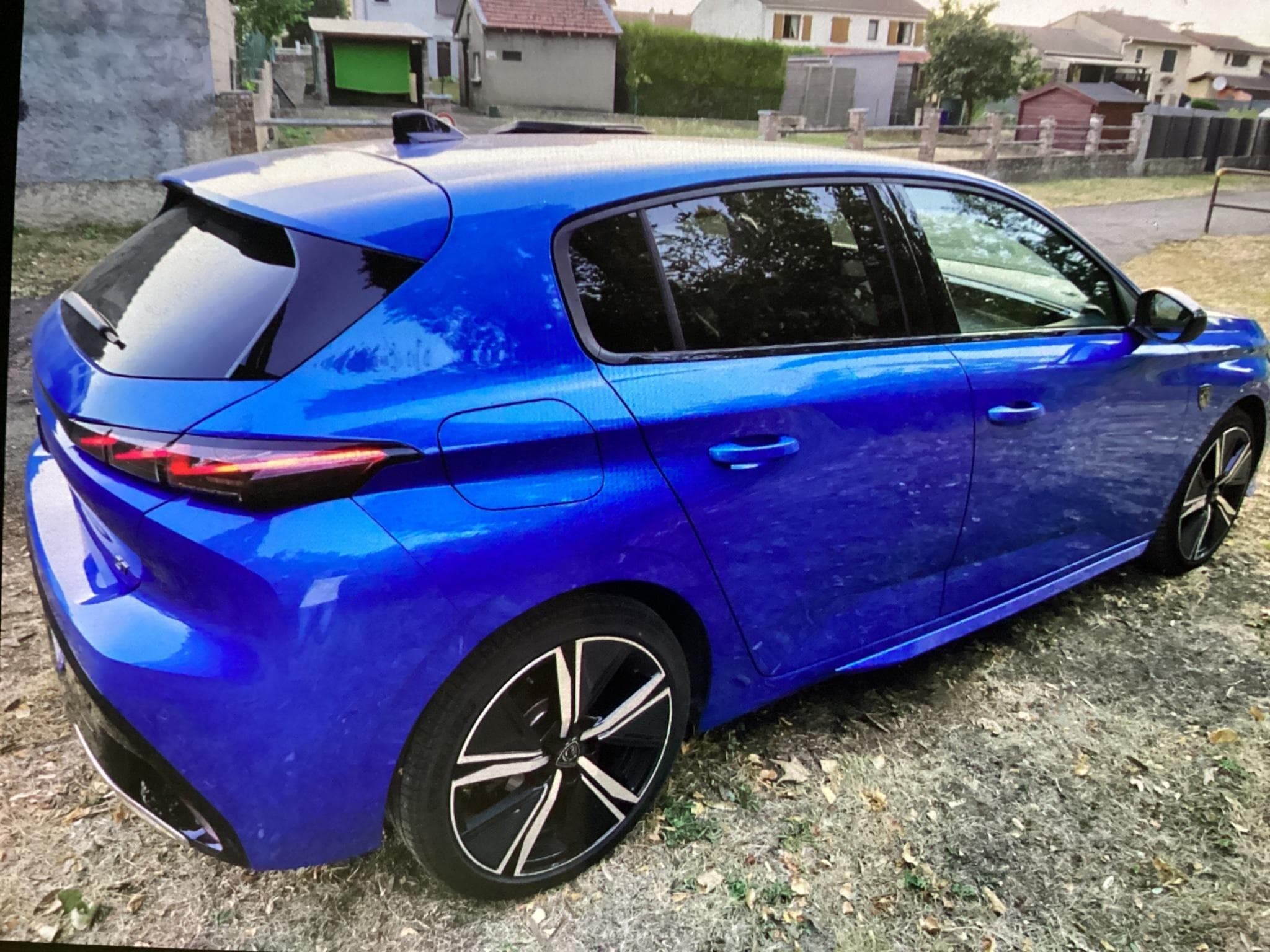 Peugeot 308 GT (2022) - Photo 1