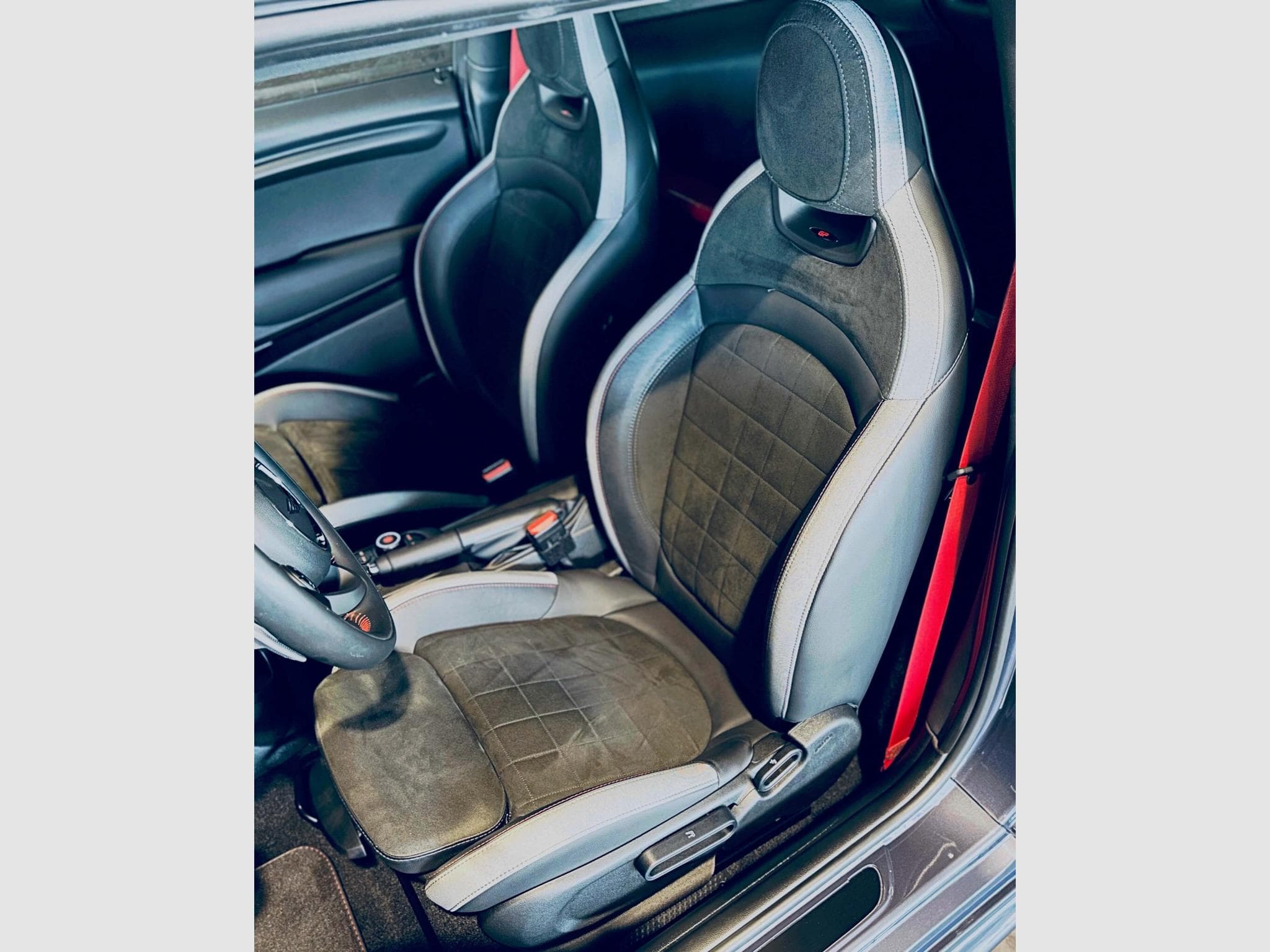 Mini Cooper JOHN COOPER WORKS GP 1044 OF 3000 STEPTRONIC (2020) - Foto 8
