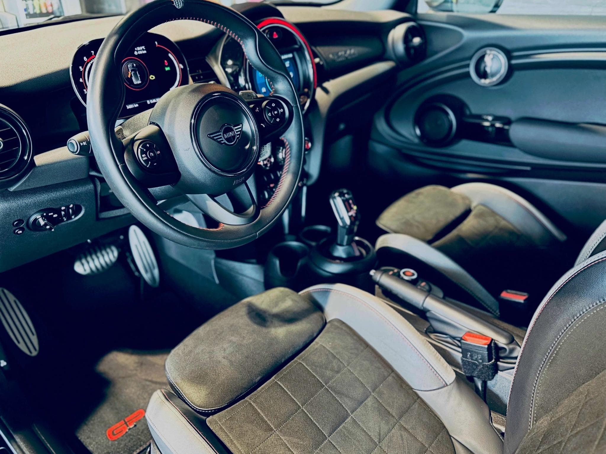 Mini Cooper JOHN COOPER WORKS GP 1044 OF 3000 STEPTRONIC (2020) - Foto 9