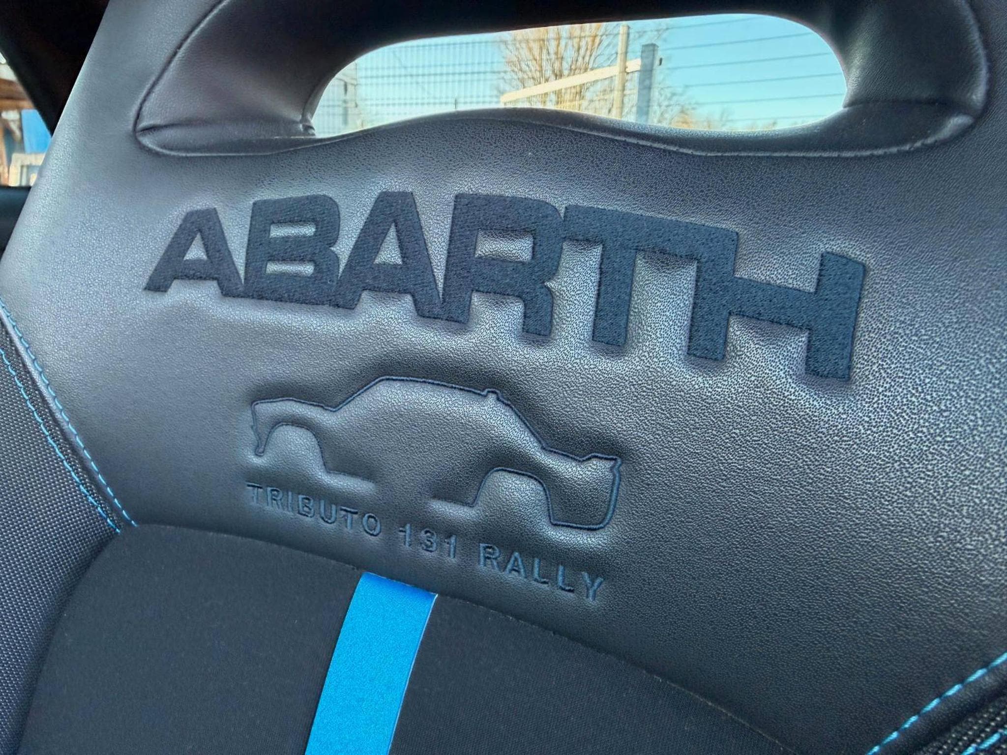 Abarth 695 695 Tributo 131 Rally (2022) - Photo 14