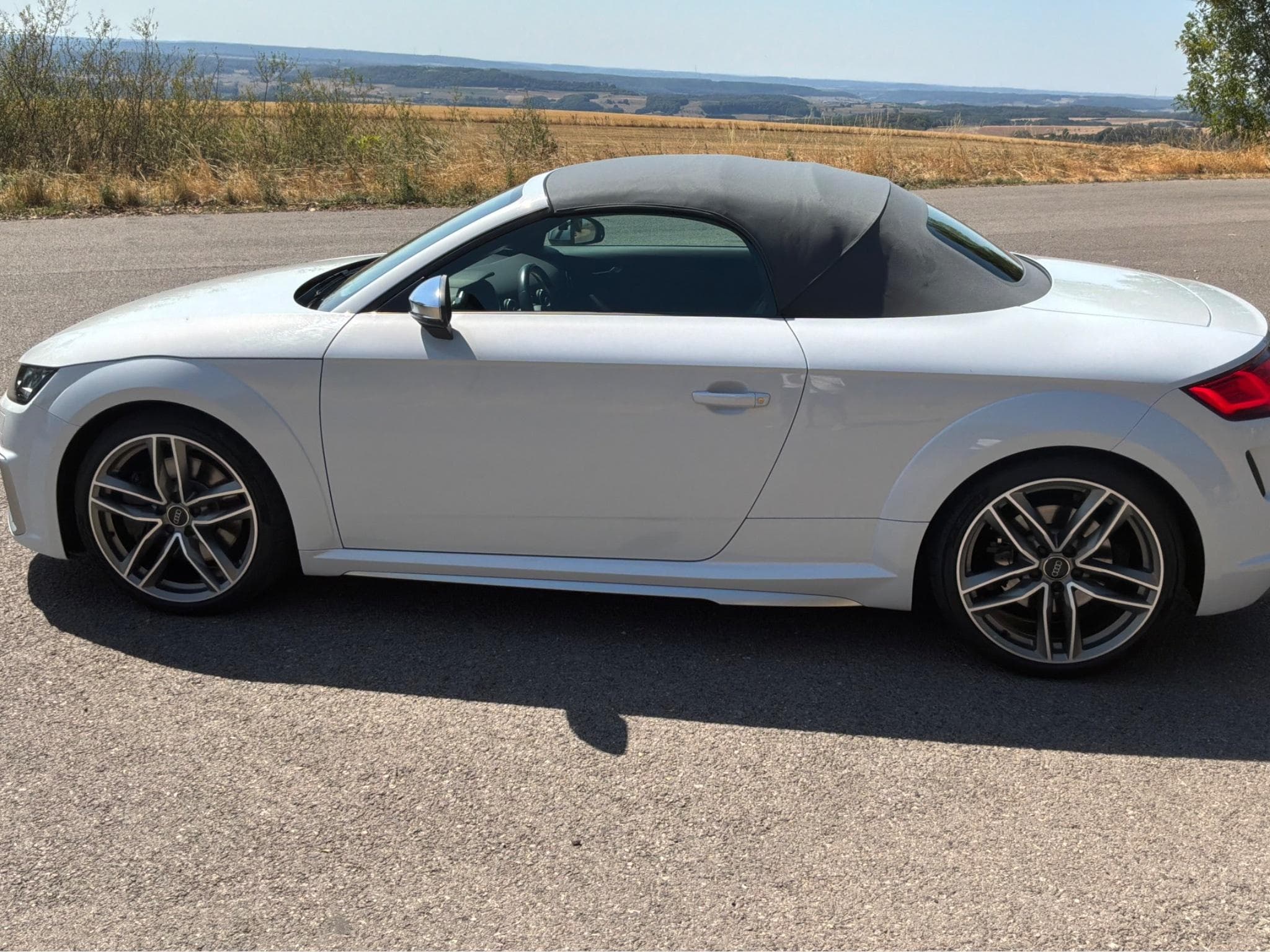 Audi TTS S tronic (2023) - Photo 3