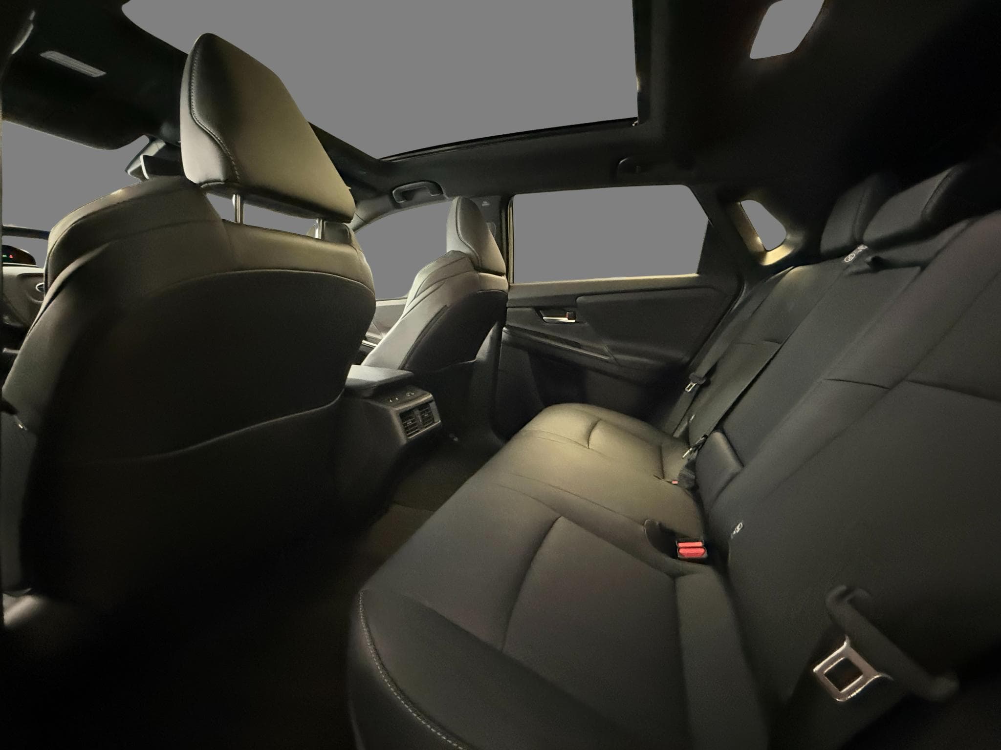 Subaru Solterra 4E-xperience+ (2026) - Photo 10