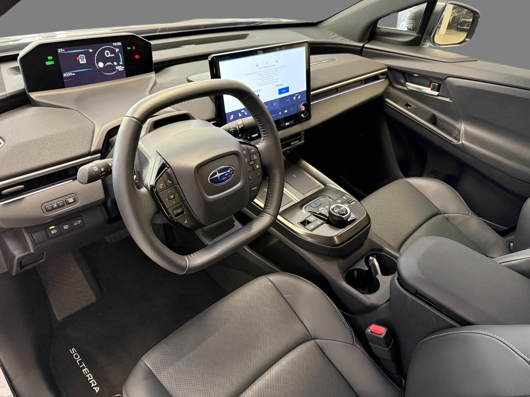 Subaru Solterra 4E-xperience+ (2026) - Photo 7