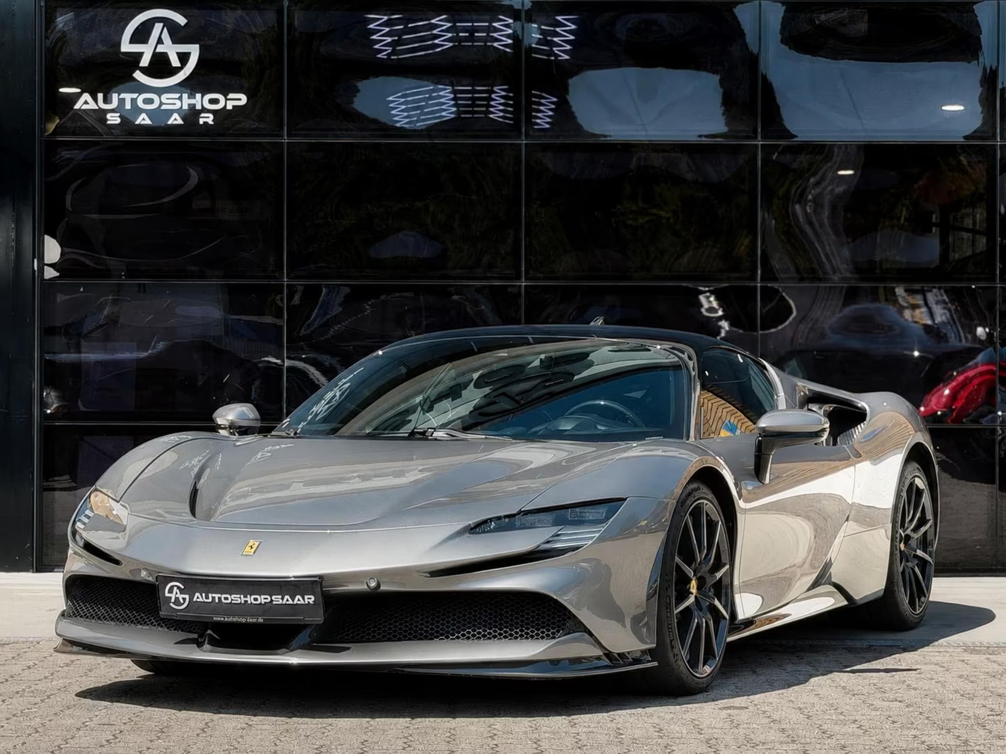 Ferrari SF90 Assetto Fiorano (2021) - Foto 1