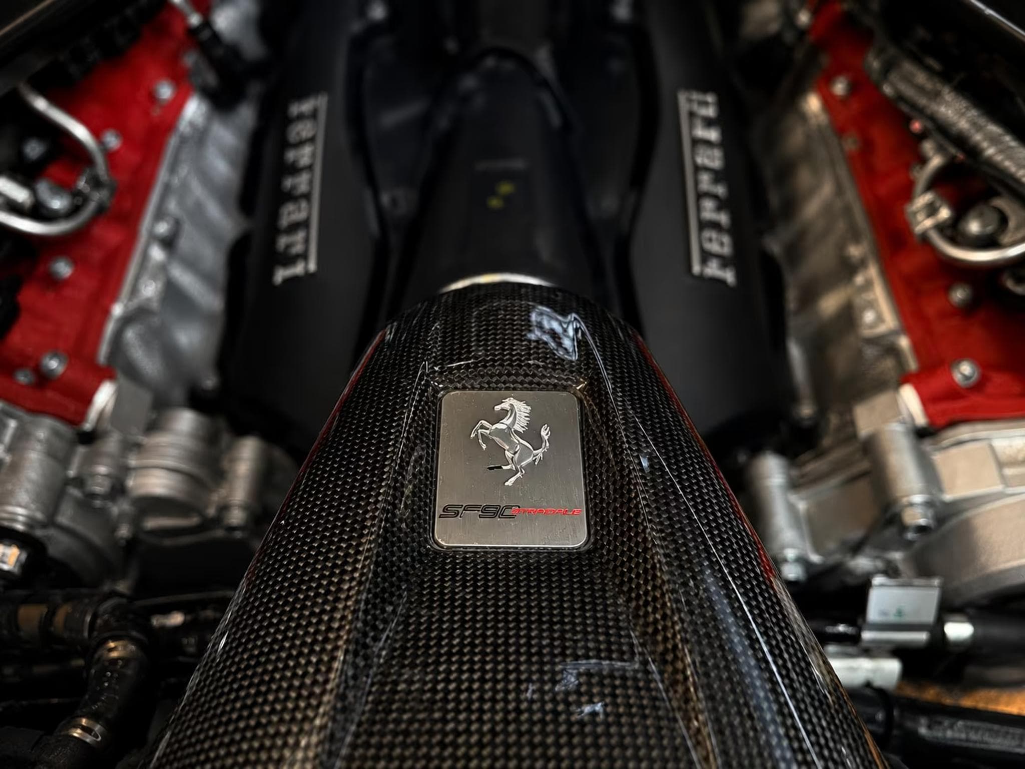 Ferrari SF90 Assetto Fiorano (2021) - Foto 11
