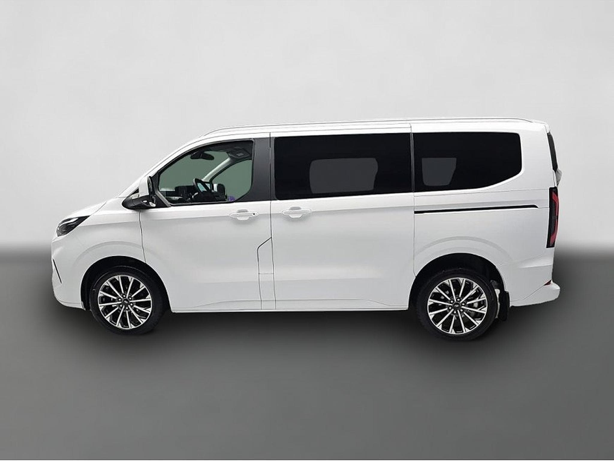 Ford Tourneo (2026) - Foto 4