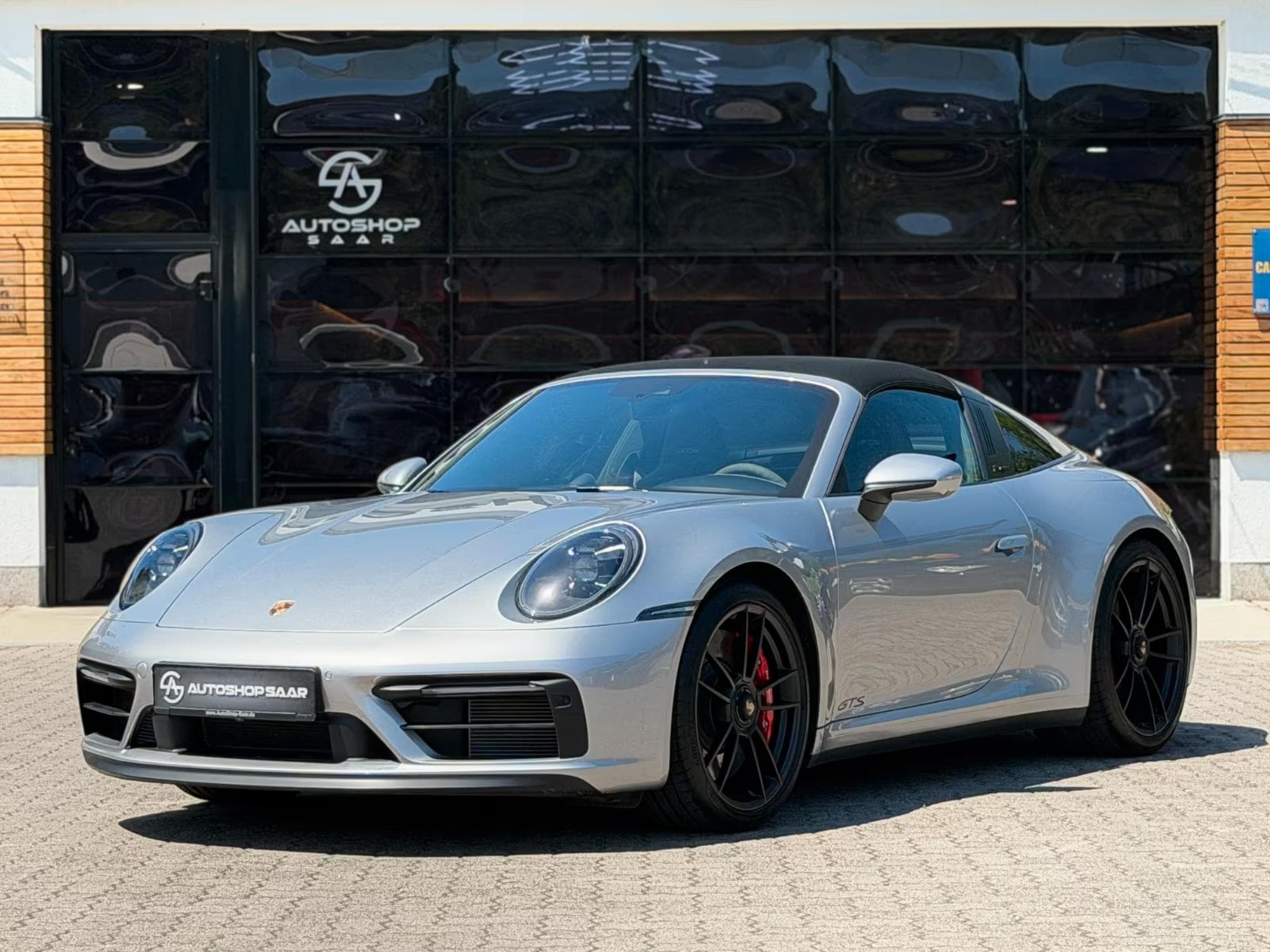 Porsche 992 TARGA 4 GTS (2023) - Foto 2