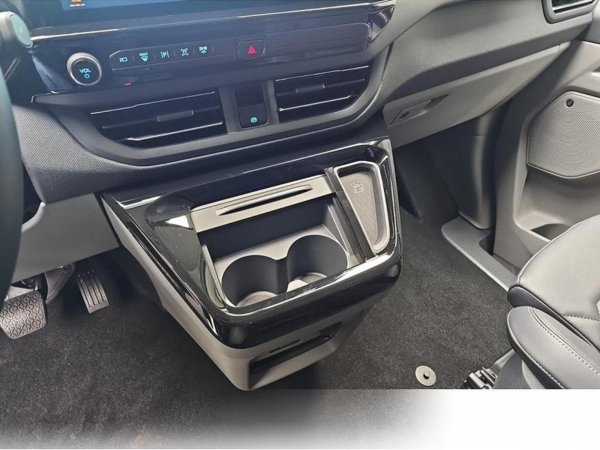 Ford Tourneo (2026) - Foto 11