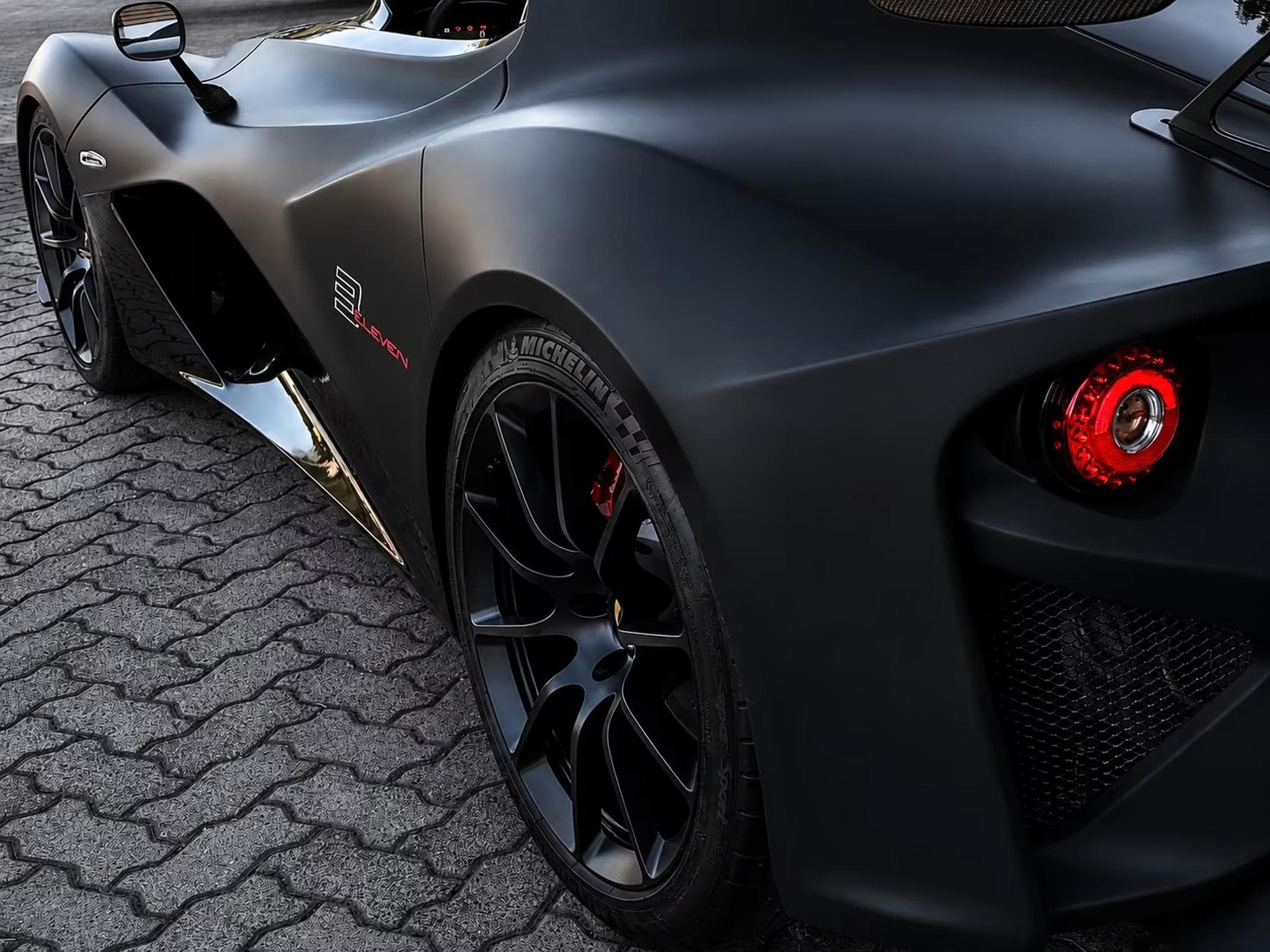 Lotus 3-Eleven Road-Version 5 von 311 (2017) - Foto 4