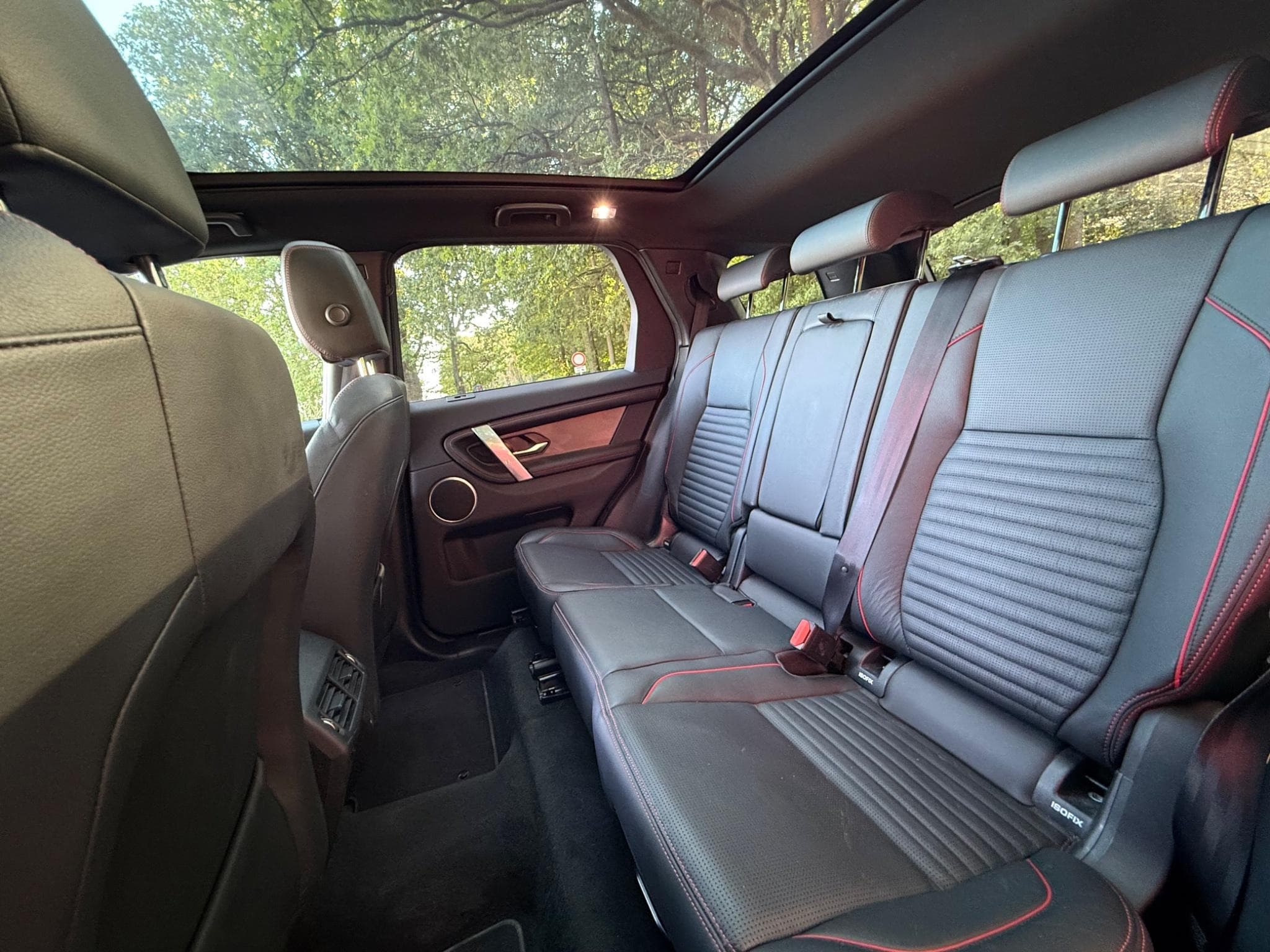 Land-Rover Discovery Sport P300e R-Dynamic S (2021) - Foto 10