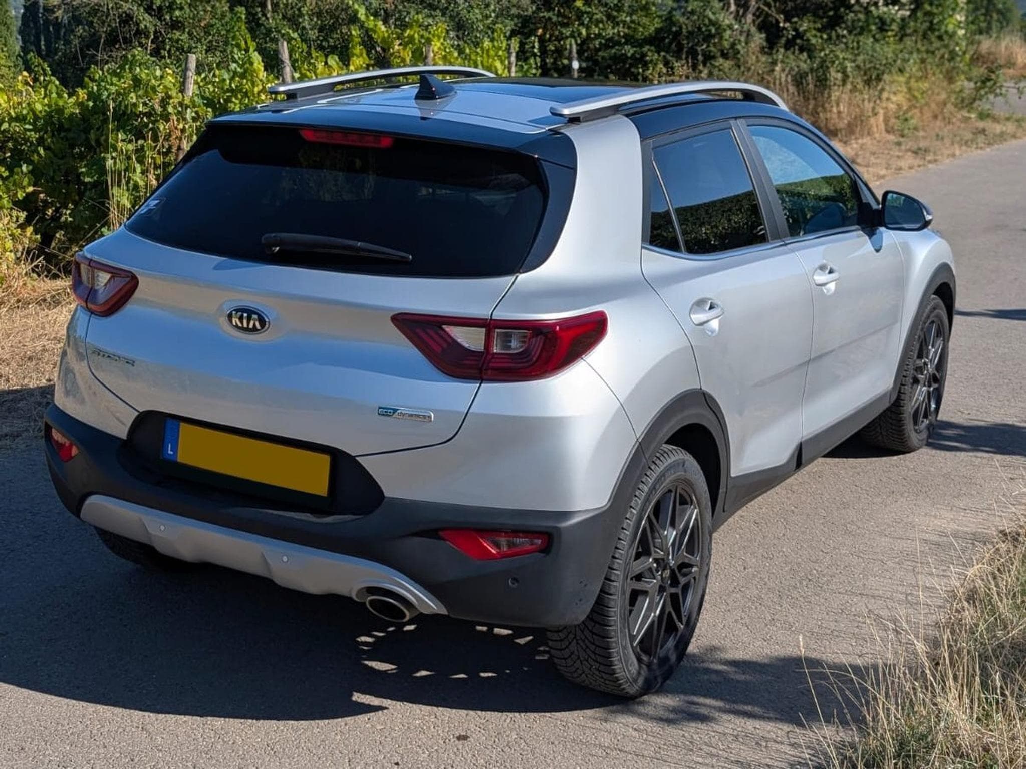 Kia Stonic Black édition BC3, 1.0l, 120 ISG, MHEV (2021) - Photo 2