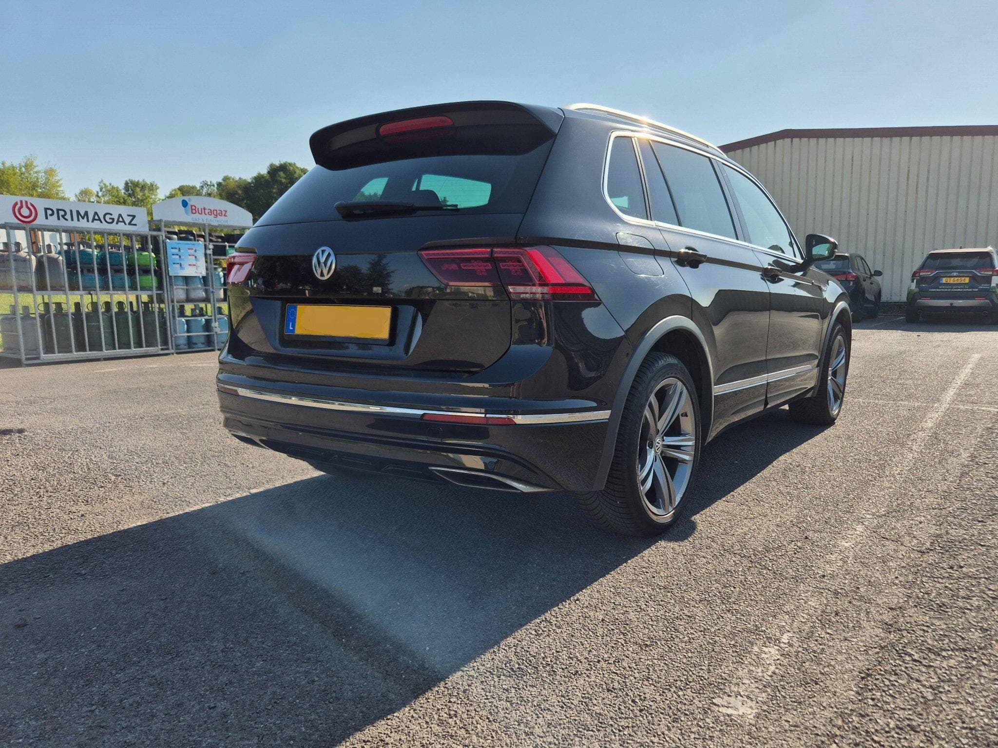 VW Tiguan 240HP 2.0 BI-TDI, R-Line, Carat, DSG7 (2017) - Photo 3