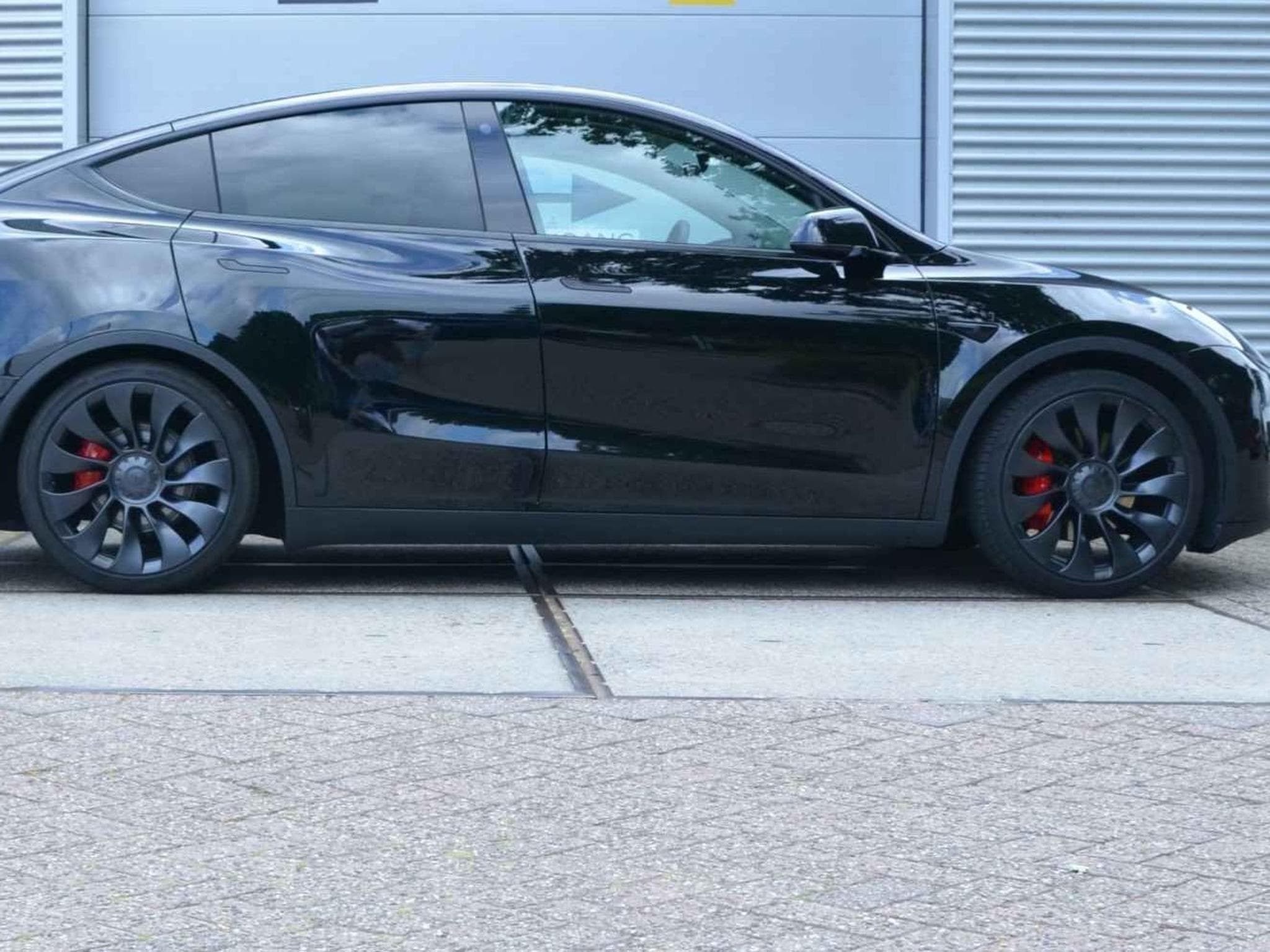 Tesla Model Y Performance AWD 75 kWh Trekhaak (2023) - Photo 1