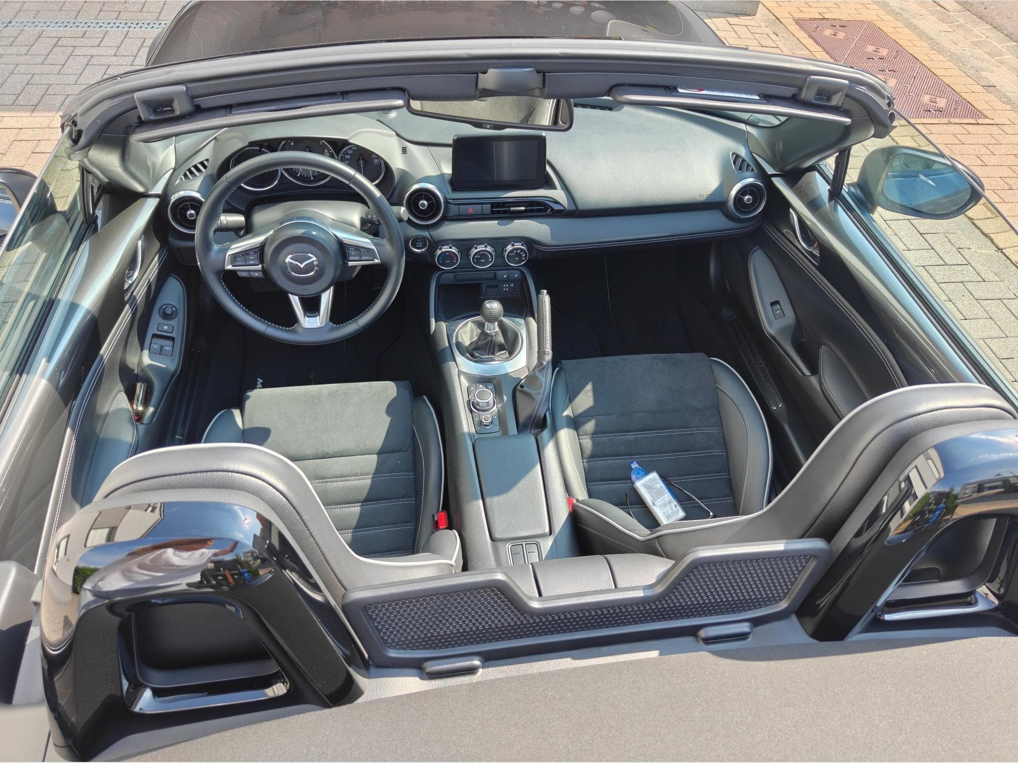 Mazda MX-5 Homura (2023) - Foto 3