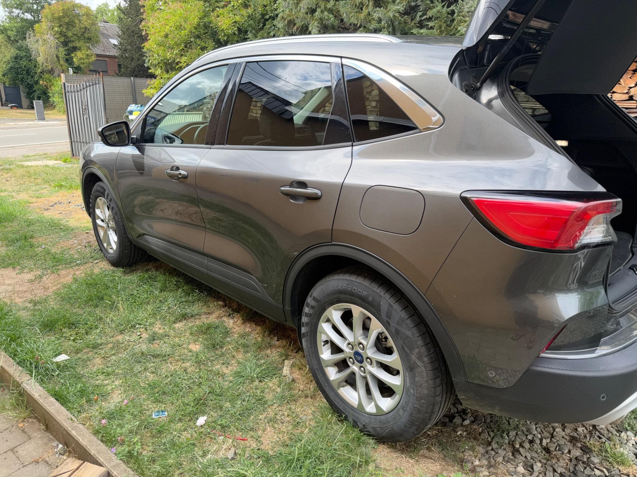 Ford Kuga titanium (2023) - Photo 4