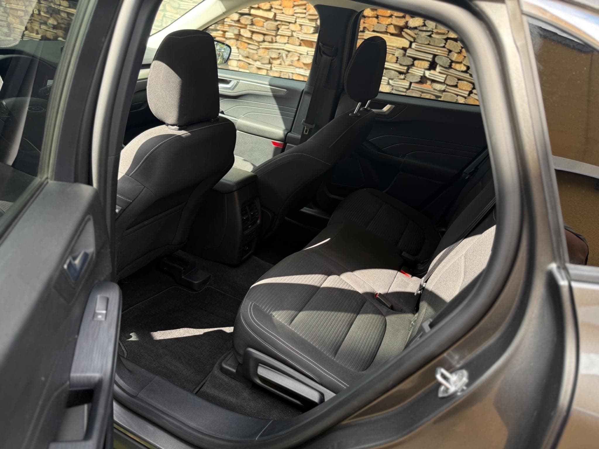 Ford Kuga titanium (2023) - Photo 9