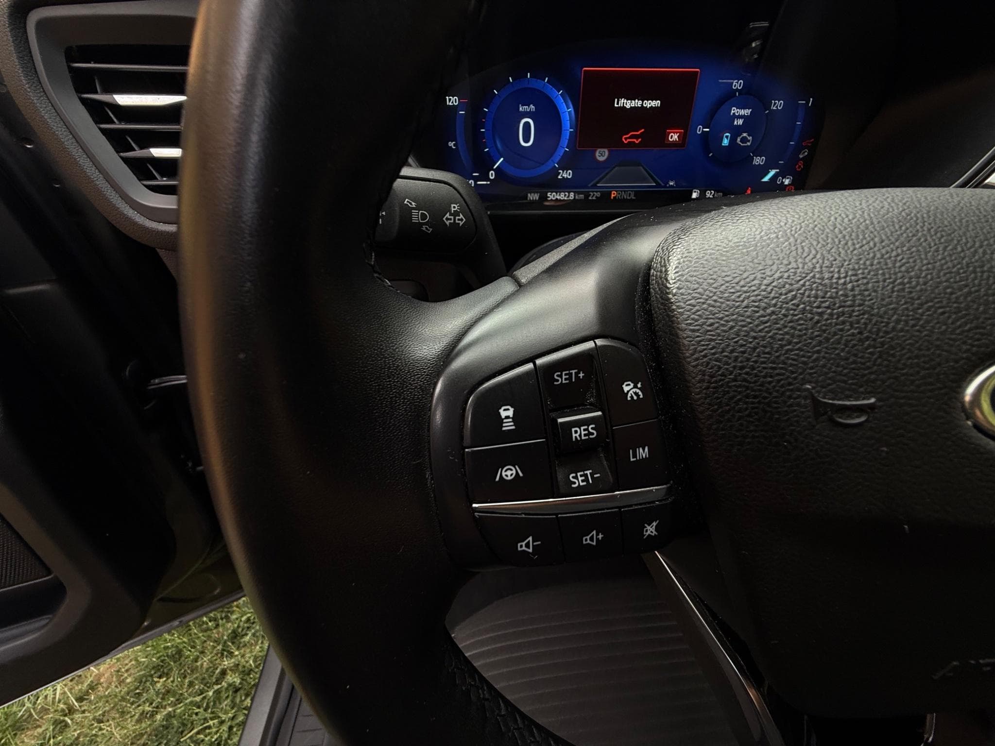 Ford Kuga titanium (2023) - Photo 11