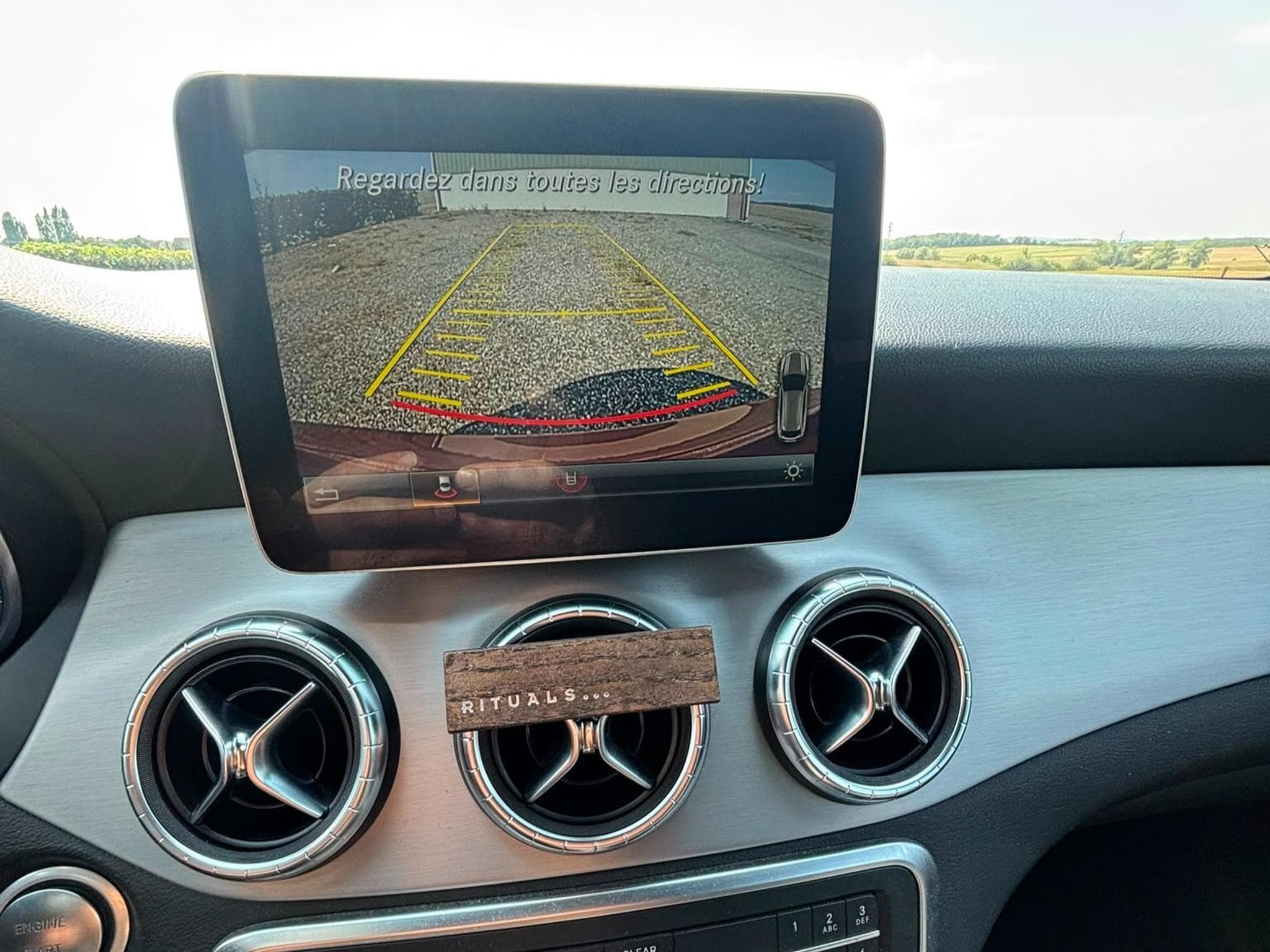 Mercedes CLA 200 Amg Line (2017) - Foto 9
