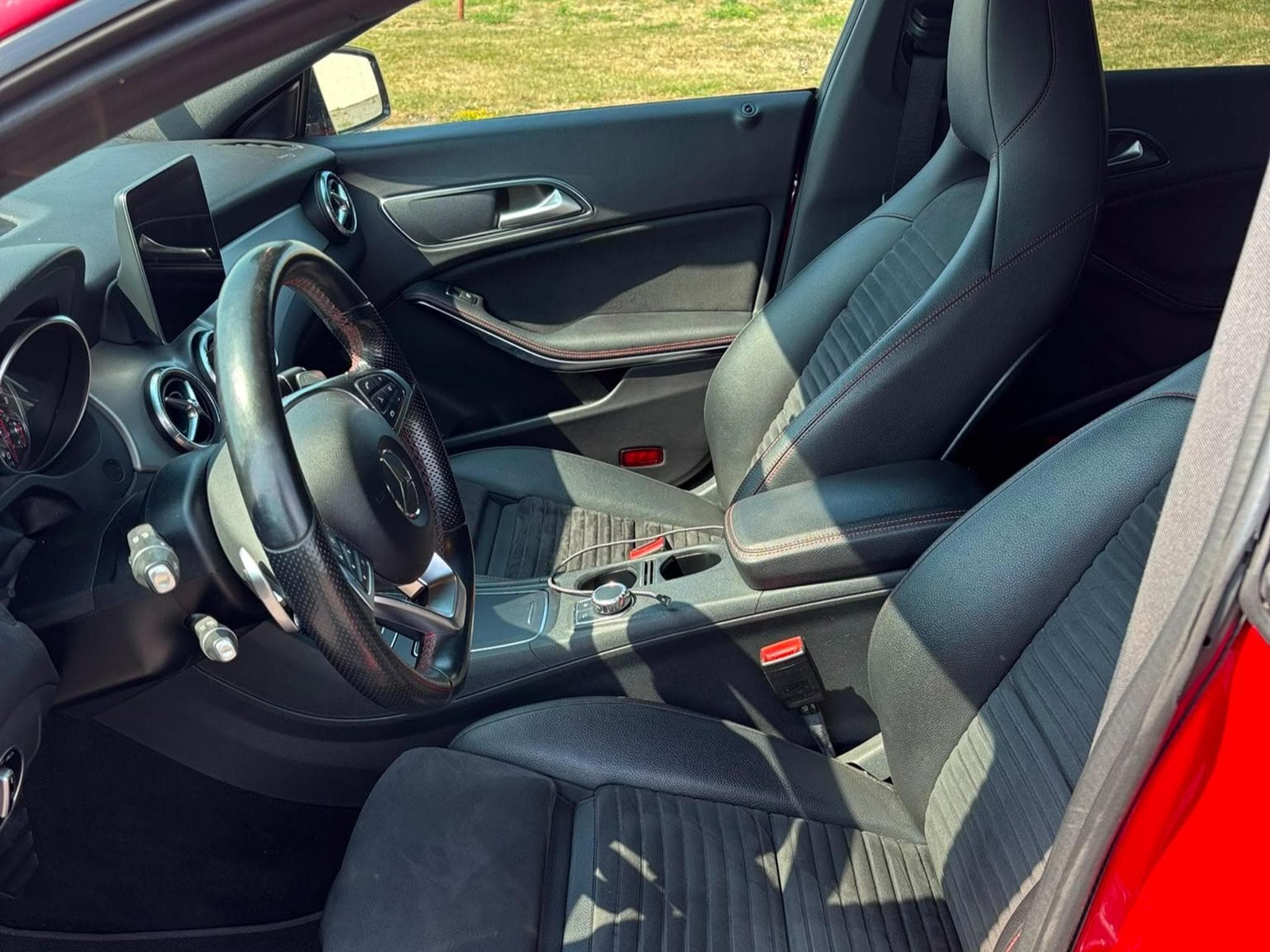 Mercedes CLA 200 Amg Line (2017) - Foto 3