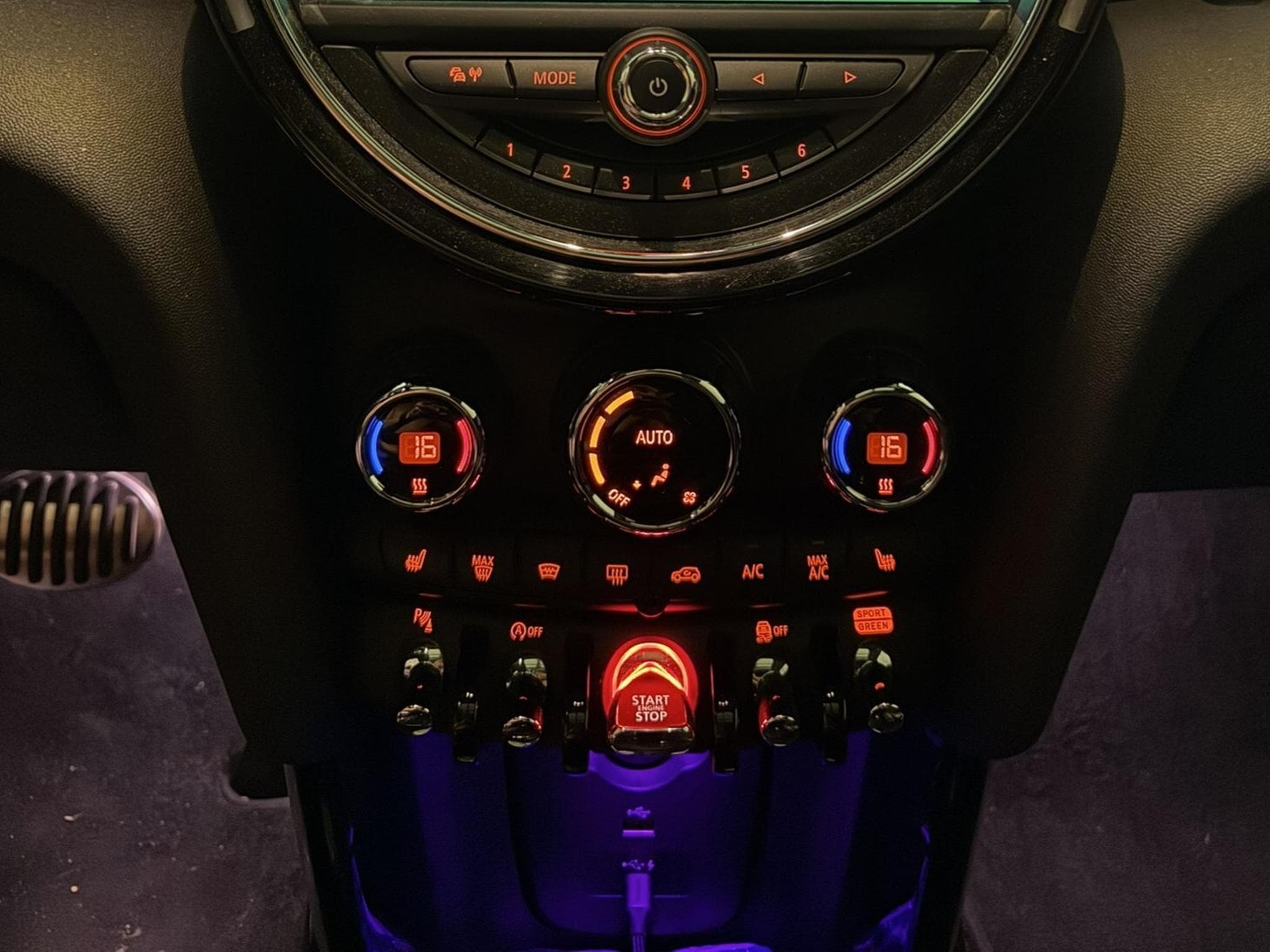 Mini Cooper JCW (2021) - Foto 5