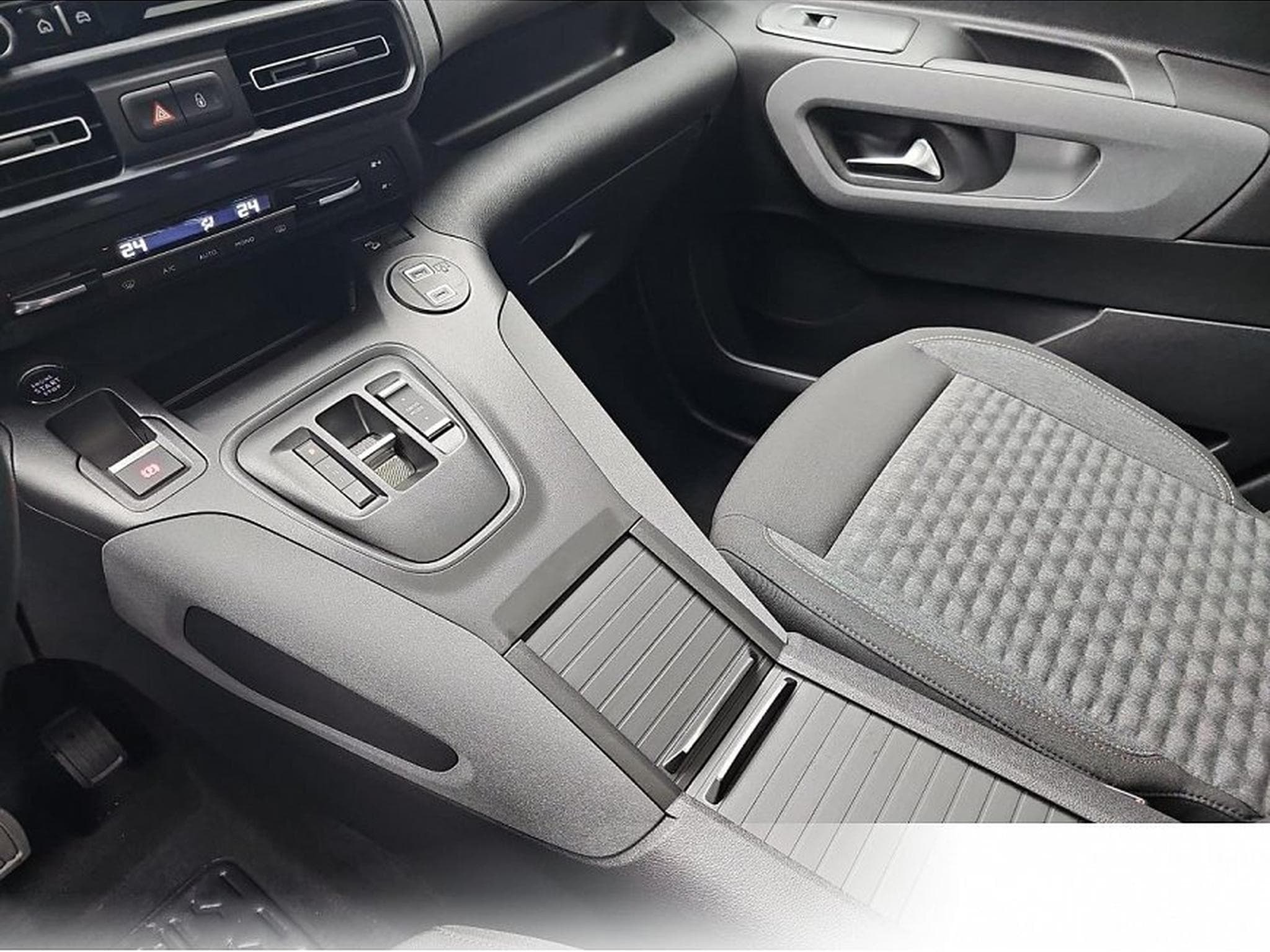 Peugeot Rifter (2026) - Photo 11