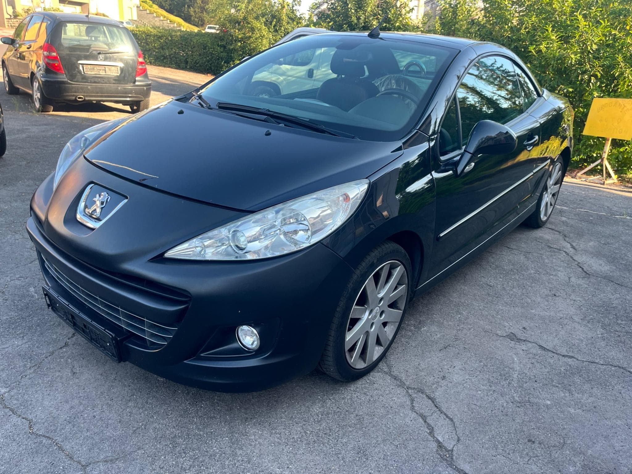 Peugeot 207 Cc 1.6 essence (2013) - Photo 2