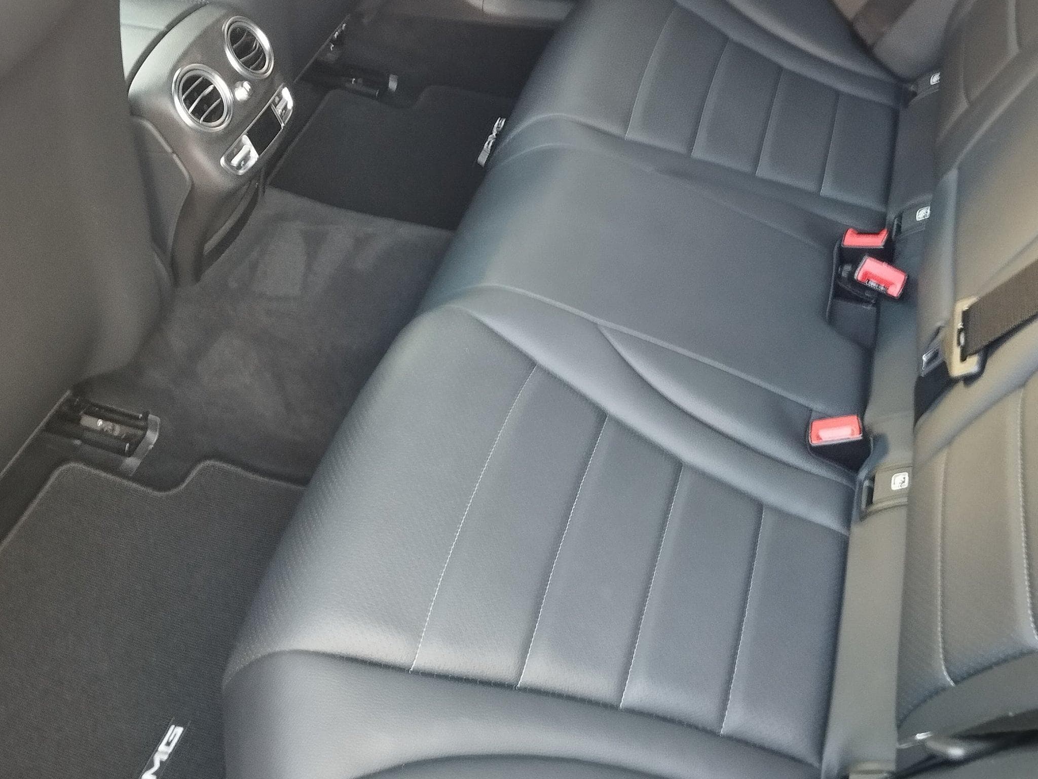 Mercedes C 220 AMG Line (2017) - Photo 6