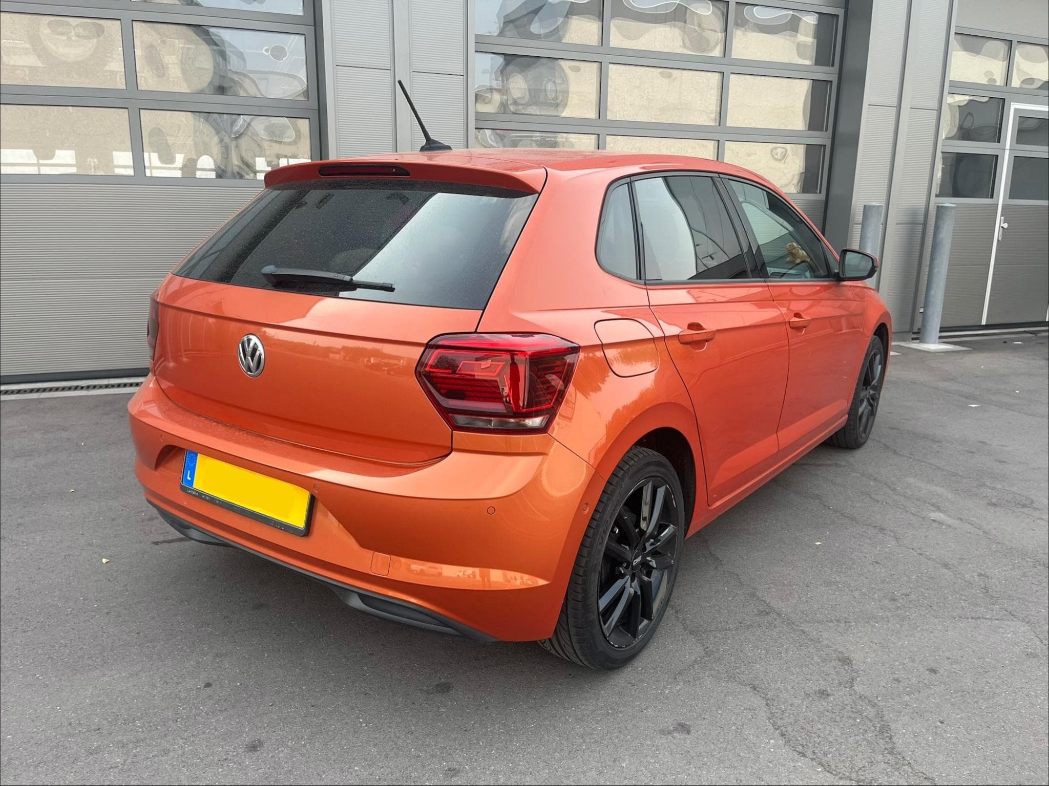 VW Polo 1.0 TSI DSG Highline Virtual LED (2018) - Foto 8