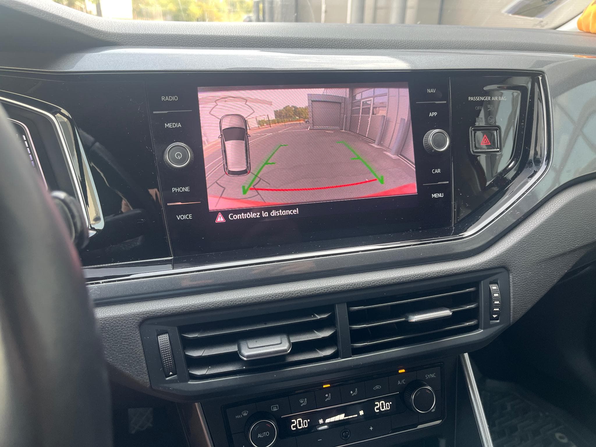 VW Polo 1.0 TSI DSG Highline Virtual LED (2018) - Foto 14